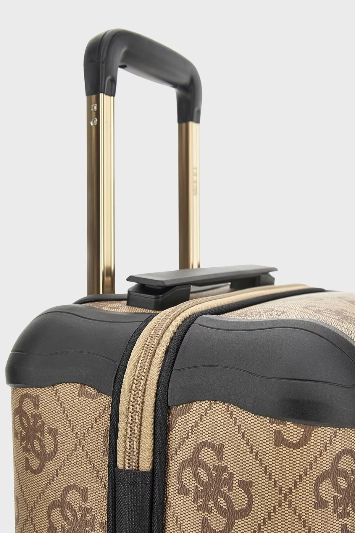 Guess Logolu Fermuarlı Şifre Kilitli Küçük Boy Berta TWB868 89830 Bayan Valiz TWB86889830 LGW KAHVE - 11