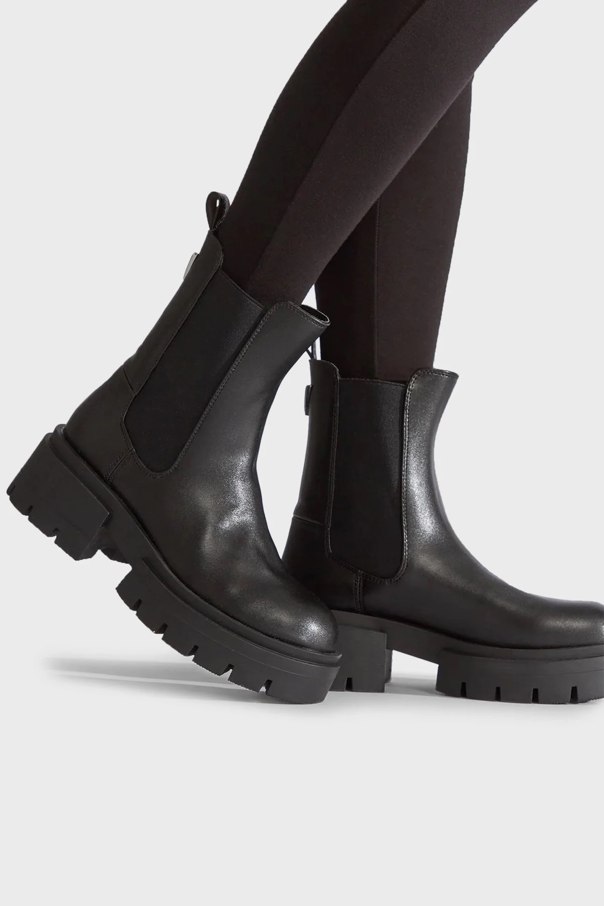 Guess Logolu Kalın Taban Charlotte Bayan Bot FL8CHT ELE10 BLACK SİYAH - 2