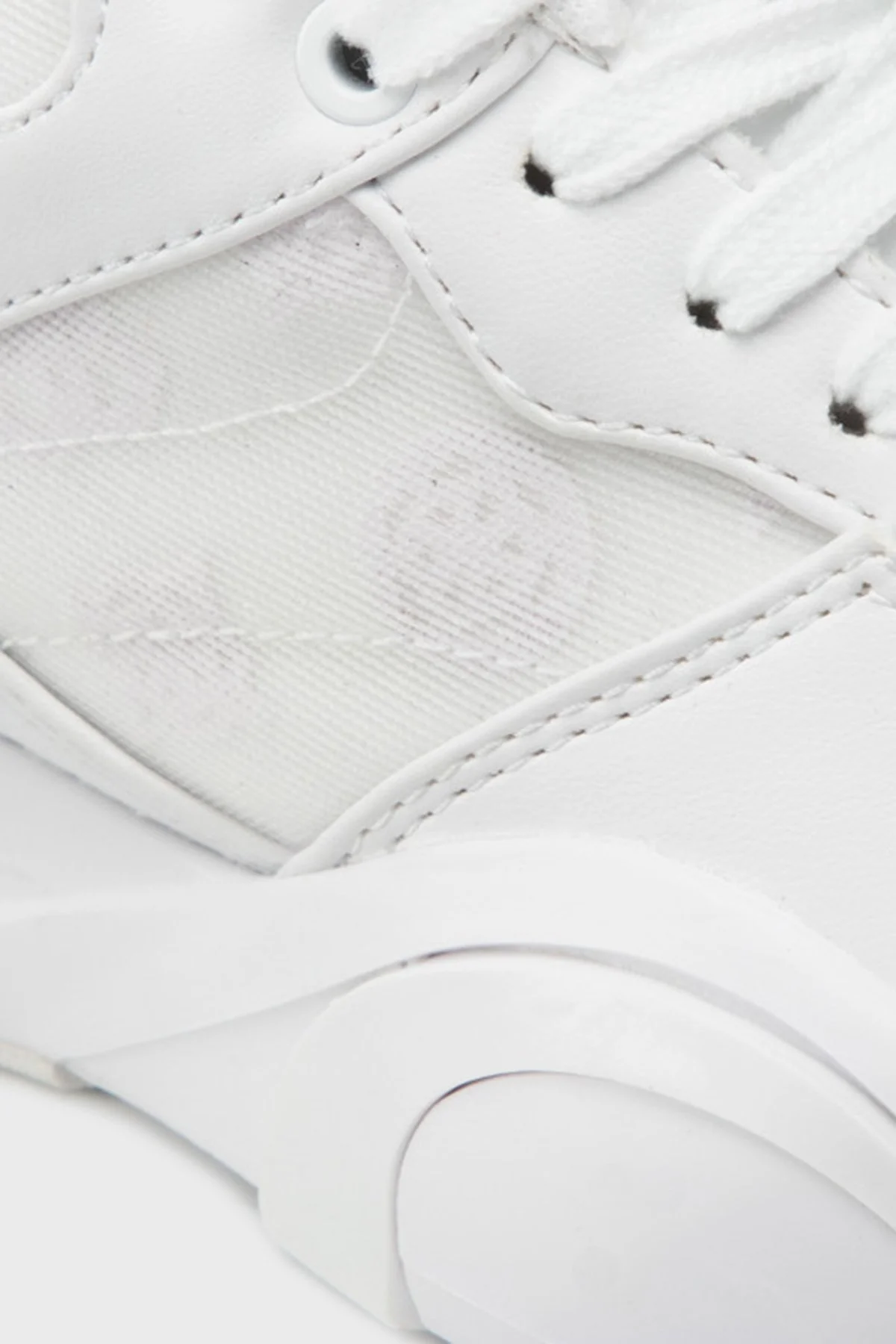 Guess Logolu Kalın Tabanlı Bestie3 Sneaker Bayan Ayakkabı FL5B3S FAL12 WHITE BEYAZ - 4