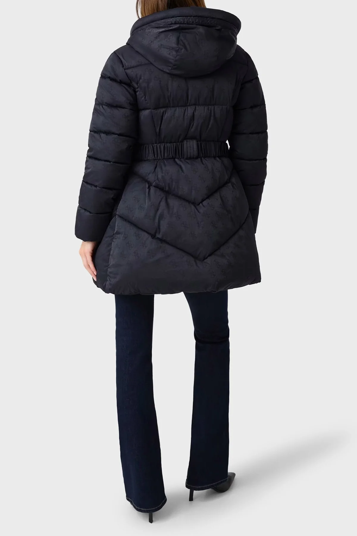 Guess Logolu Kapüşonlu Yaka Orta Boy Şişme W6BL50W4144 Kadın Mont W6BL50 W4144 JBLK Siyah - 3