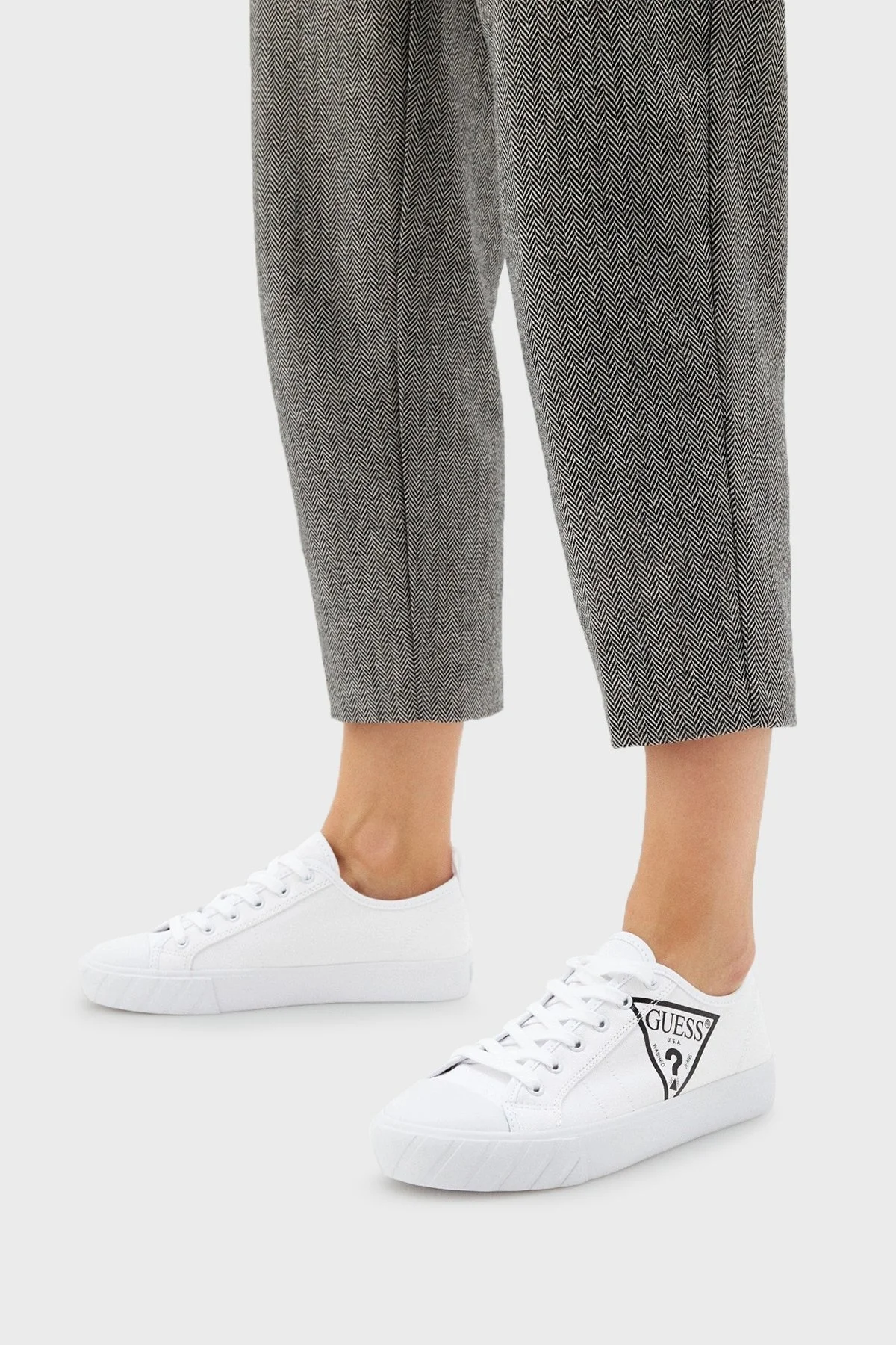 Guess Logolu Kerrie Sneaker Bayan Ayakkabı FL5KRR FAB12 WHITE BEYAZ - 2