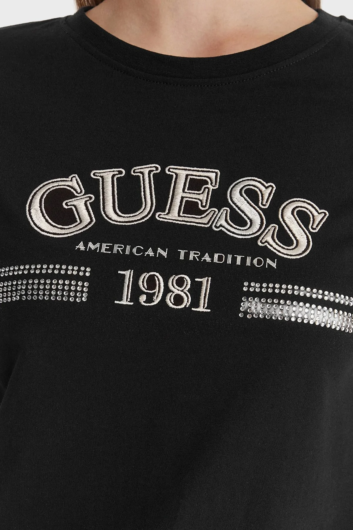 Guess Logolu Pamuklu Regular Fit Bisiklet Yaka V6RI16I3Z14 Bayan T Shirt V6RI16 I3Z14 JBLK SİYAH - 4