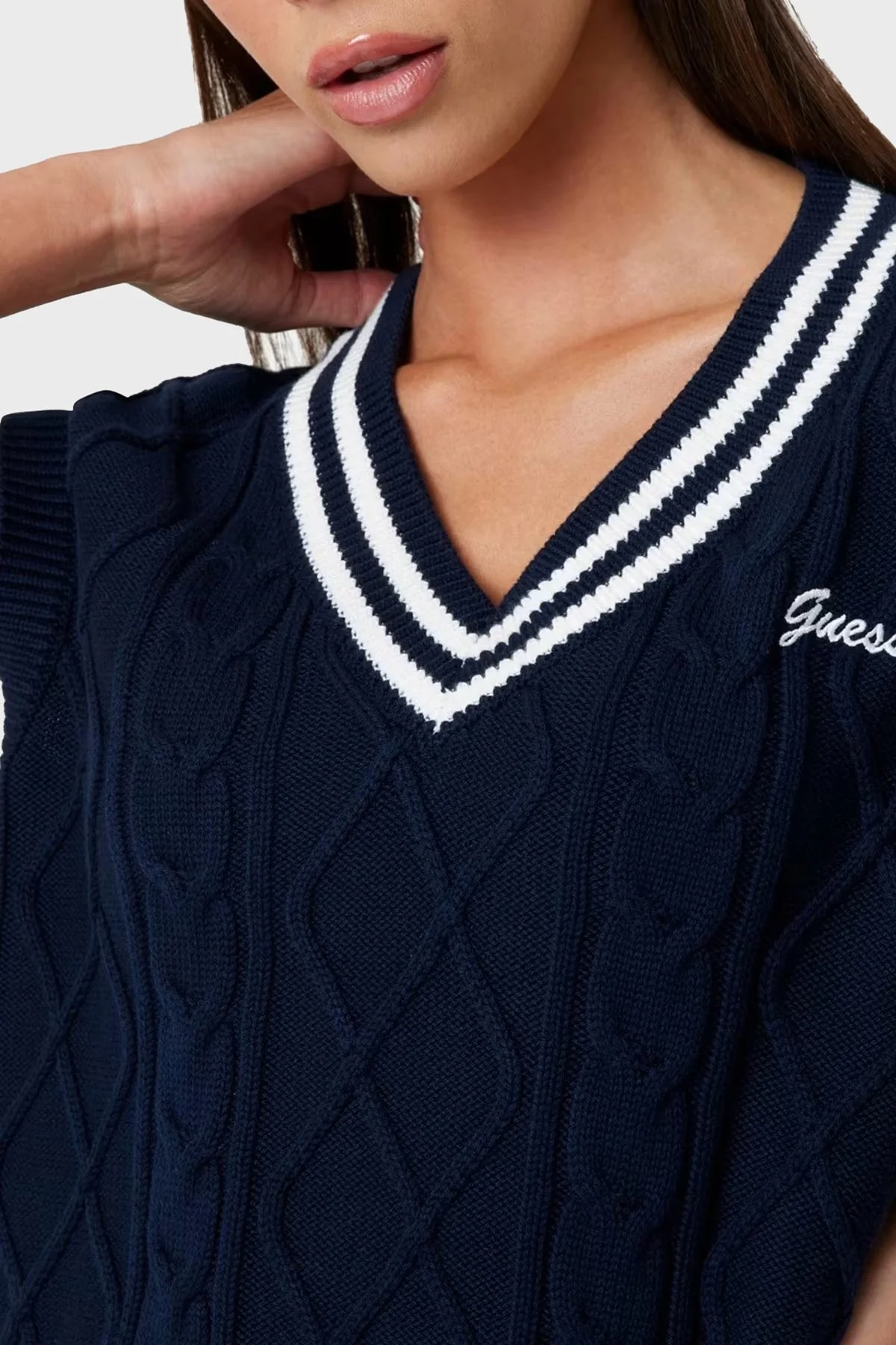 Guess Logolu Pamuklu Standart Fit V Yaka Örgü V5GR00Z3FB1 Bayan Süveter V5GR00 Z3FB1 A71W LACİVERT - 4