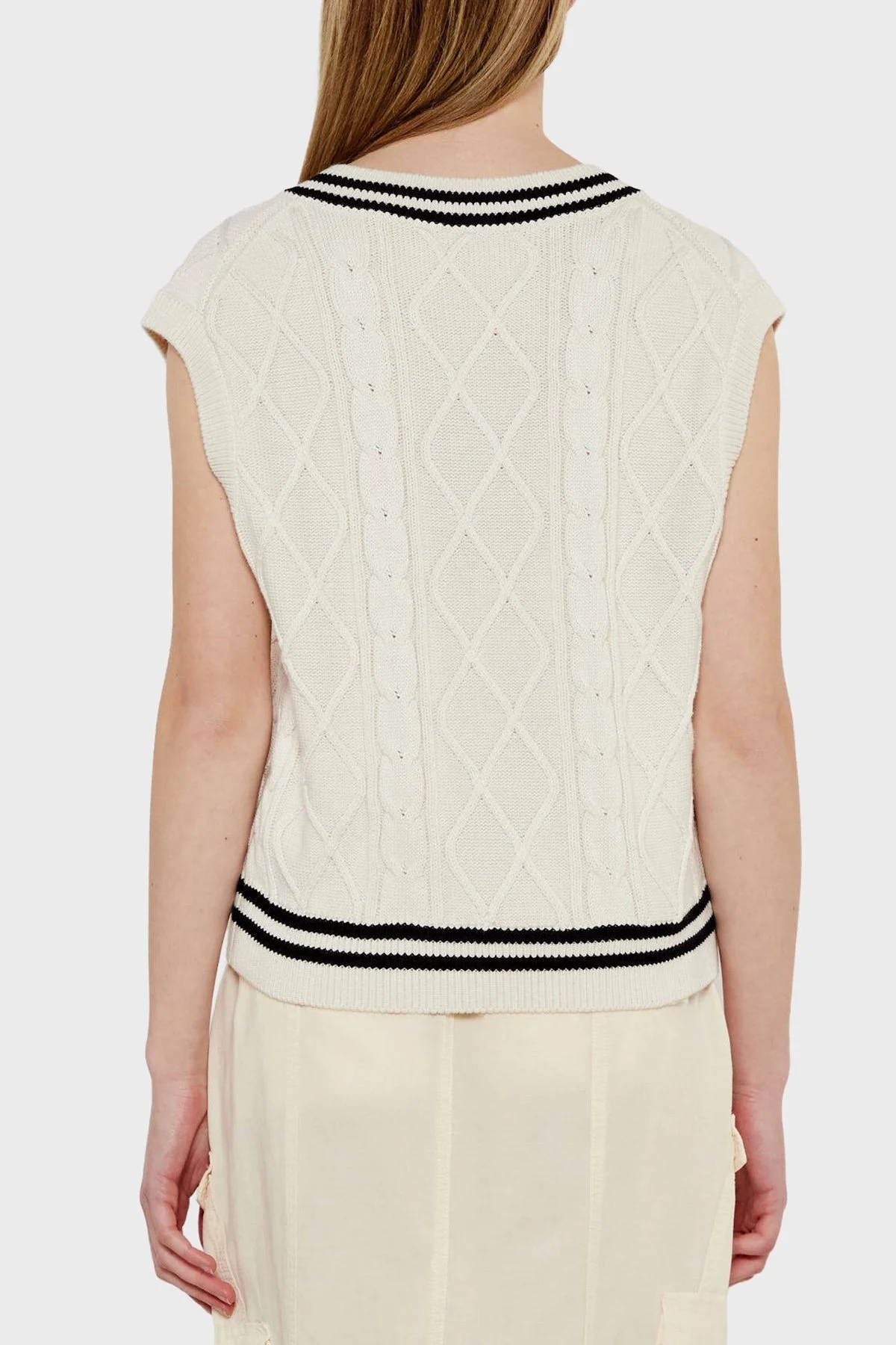 Guess Logolu Pamuklu Standart Fit V Yaka Örgü V5GR00Z3FB1 Bayan Süveter V5GR00 Z3FB1 G1O6 BEYAZ - 3