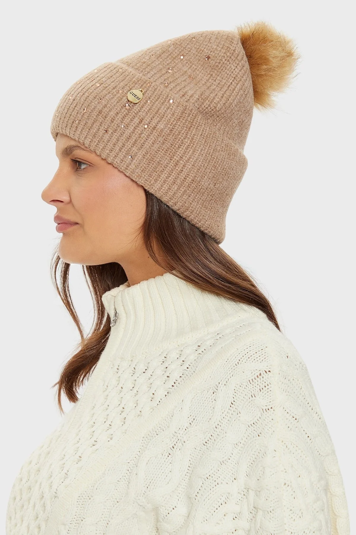 Guess Logolu Taşlı ve Ponponlu AW5213POL01 Bayan Bere AW5213 POL01 CAM KAHVE - 2