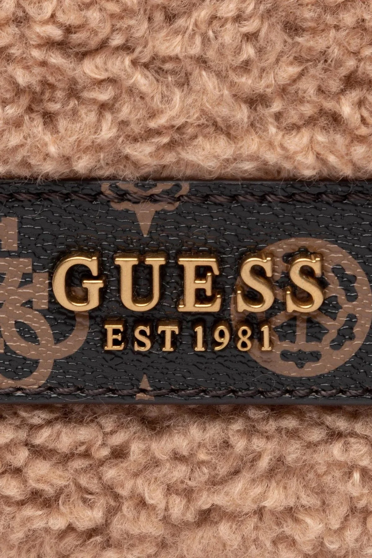 Guess Logolu Yumuşak Dokulu Zincir Askılı Always Bayan Çanta HWWS8425210 MCM KAHVE - 3