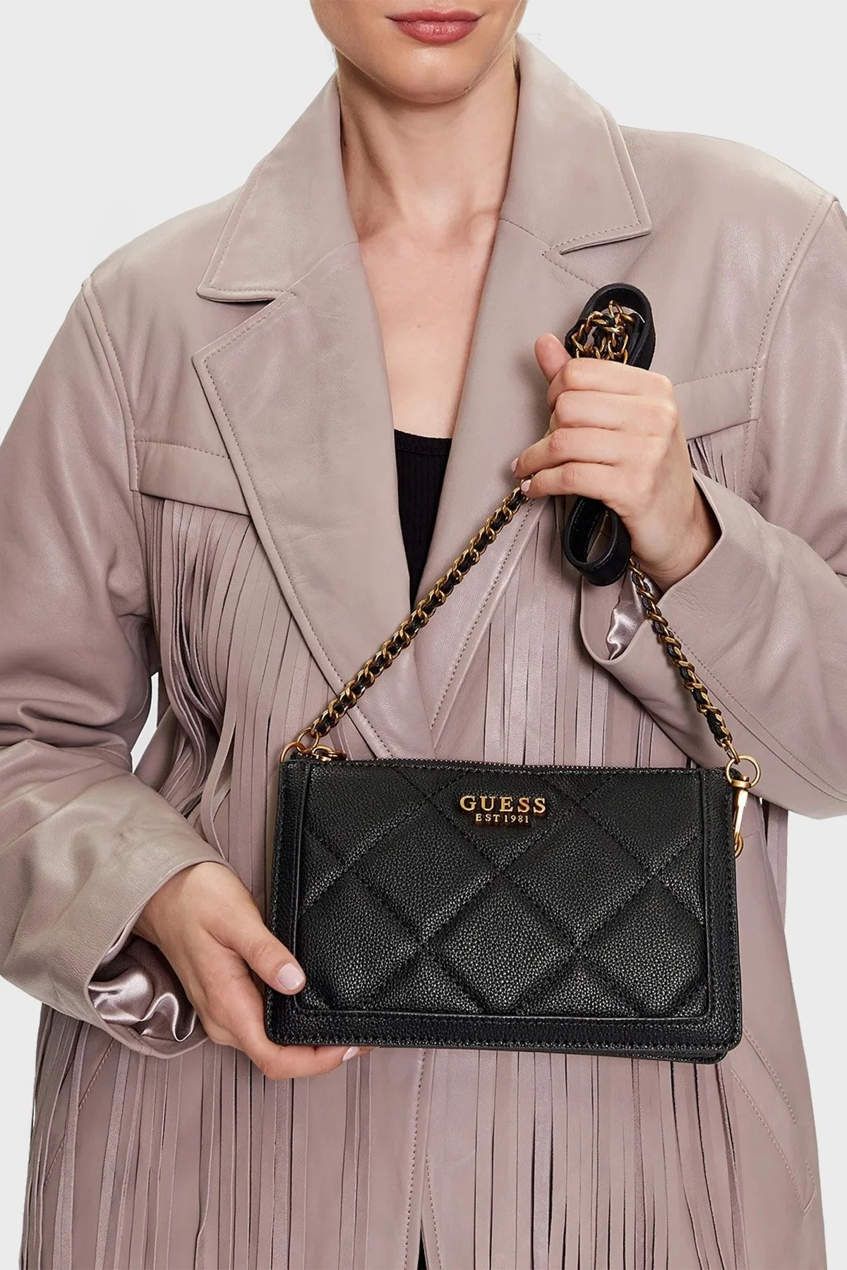 Guess Logolu Zincir Askılı Abey Bayan Çanta HWQB8558730 BLA SİYAH - 2