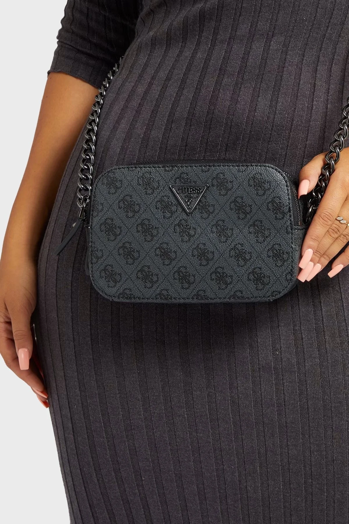 Guess Logolu Zincir Askılı Noelle Bayan Çanta HWBM7879140 COA ANTRASİT - 3