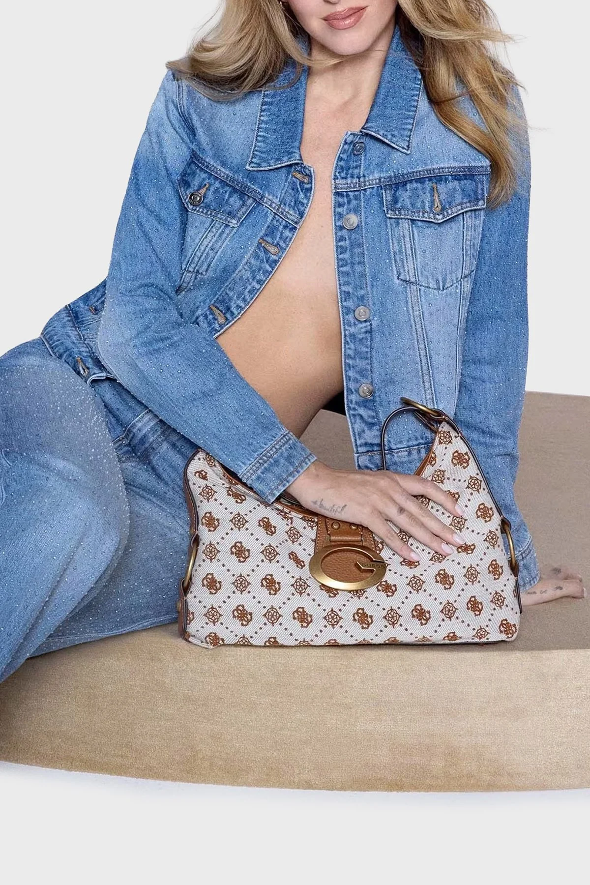 Guess Lola % 100 Pamuk Regular Fit Taş Detaylı Denim W6GN14D0971 Bayan Ceket W6GN1 4D0971 KEPR MAVİ - 1