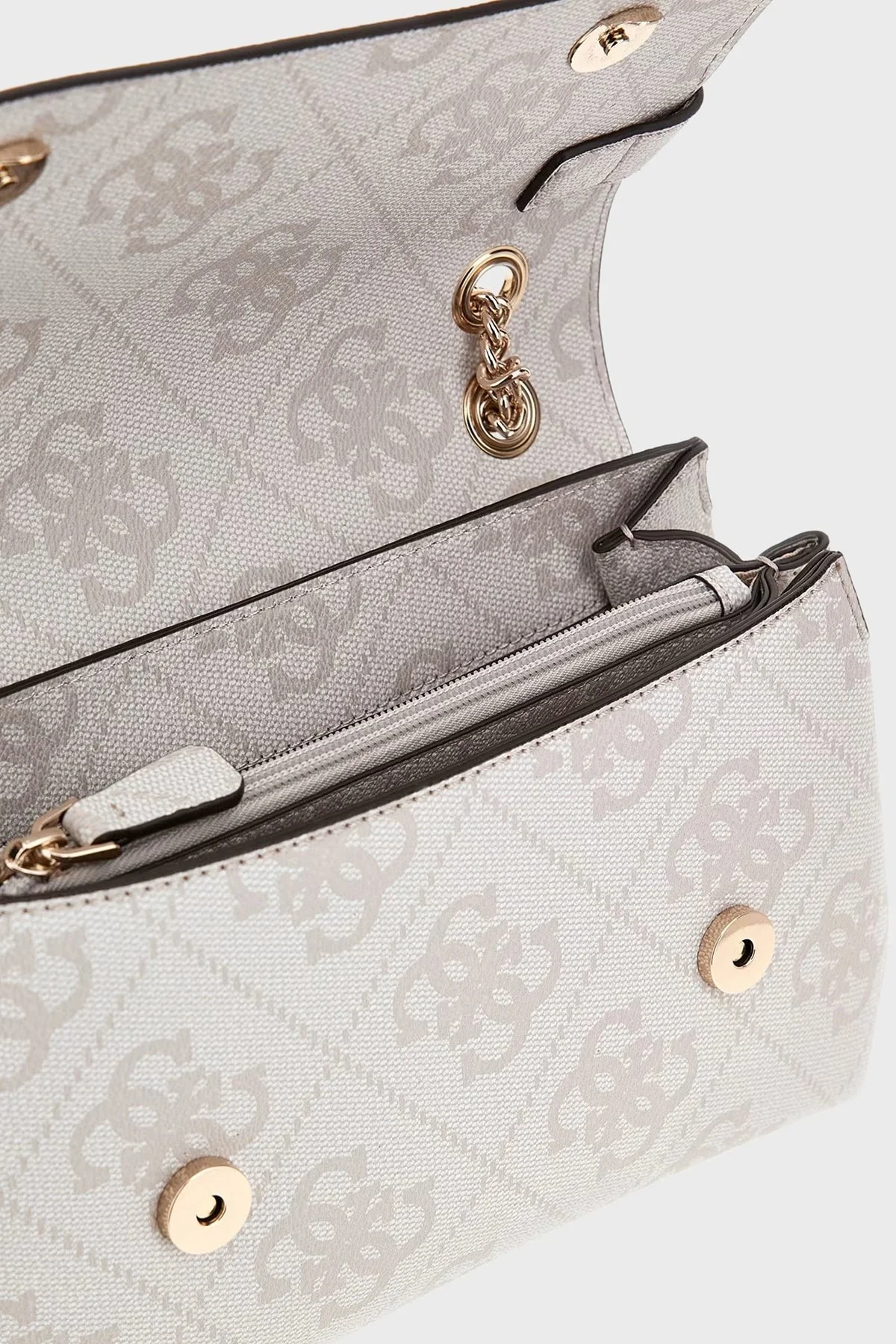 Guess Lorelei 4G Logolu Zincir Askılı HWOS9639210 Bayan Çanta HWOS96 39210 BNN BEYAZ - 8