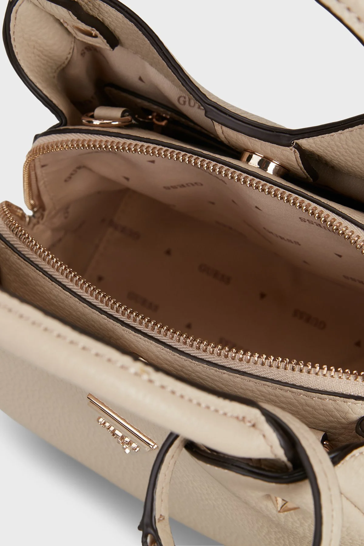 Guess Lorella Logolu Çıkarılabilir Askılı HWBG236220 Kadın Çanta HWBG23 6220 BON Taş - 3