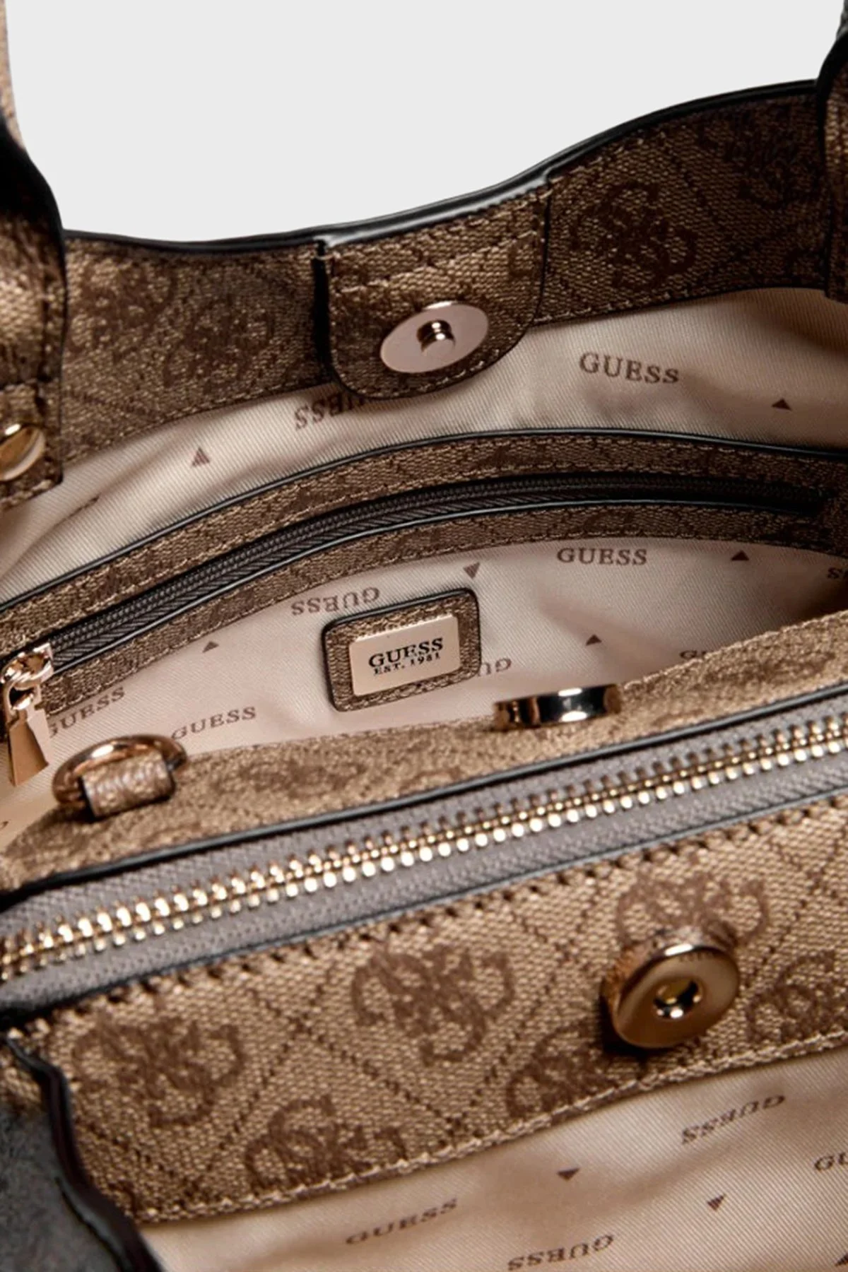 Guess Lorella Logolu Çıkarılabilir Askılı HWSG2484220 Kadın Çanta HWSG24 84220 LTL Kahve - 4