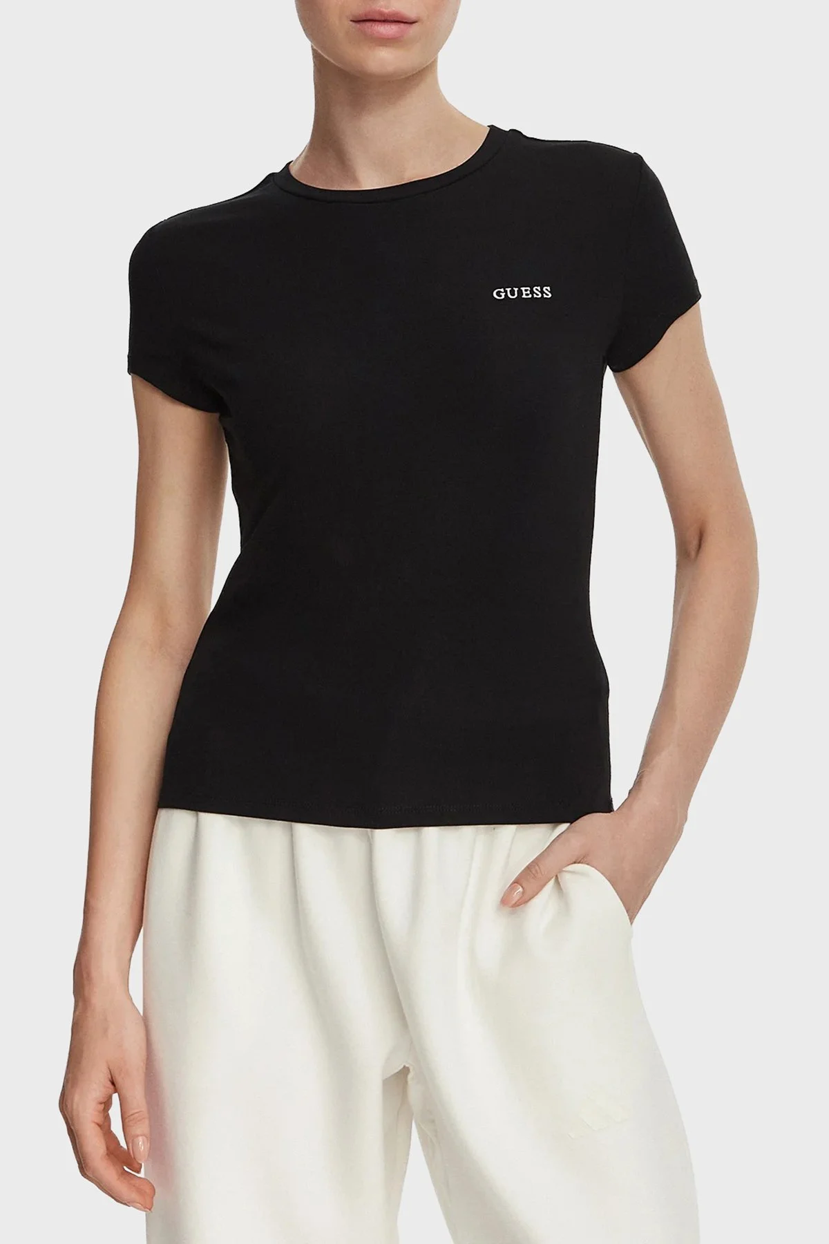 Guess Lotus Kadın T Shirt V6YI24 K4787 JBLK Siyah - 1