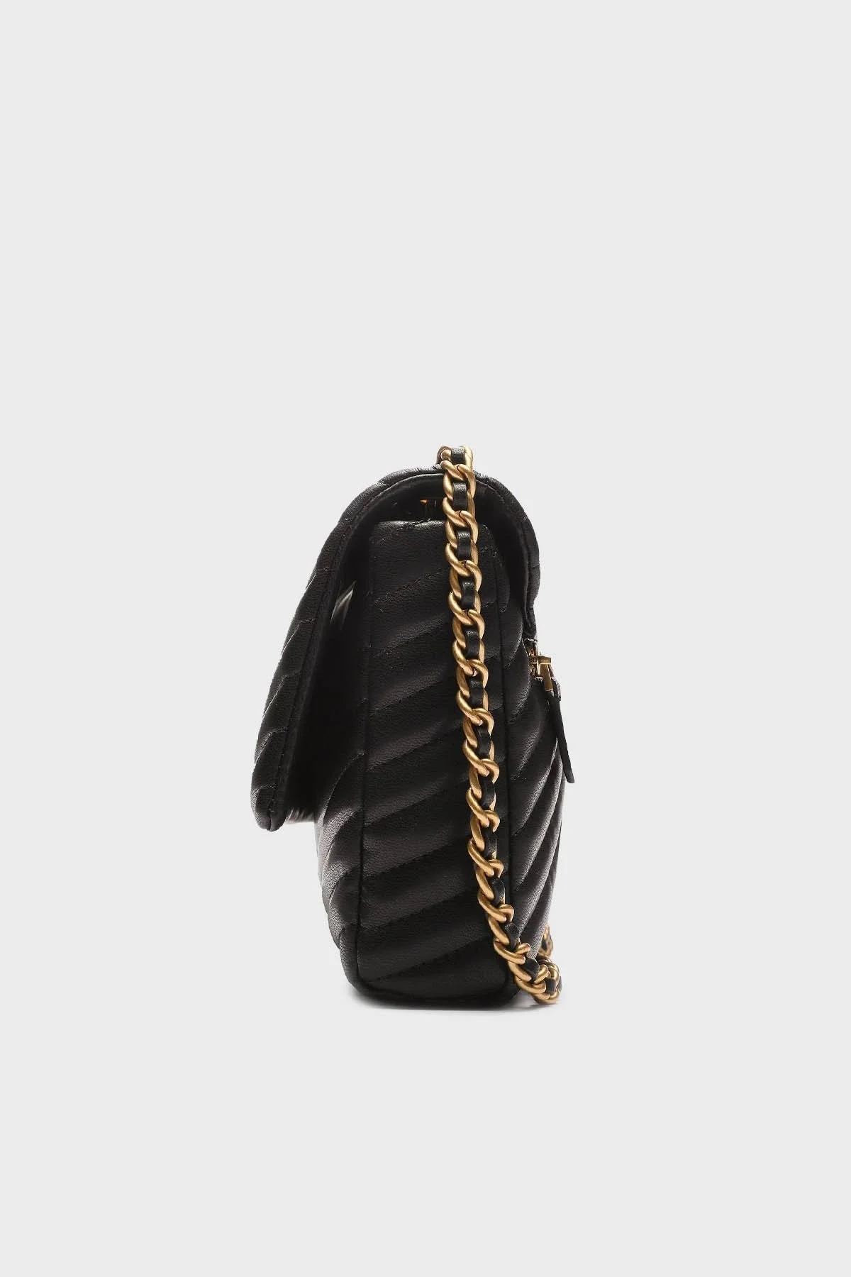 Guess Lovide Zincir Askılı Kapitone Bayan Çanta HWQB8976210 BLA SİYAH - 3