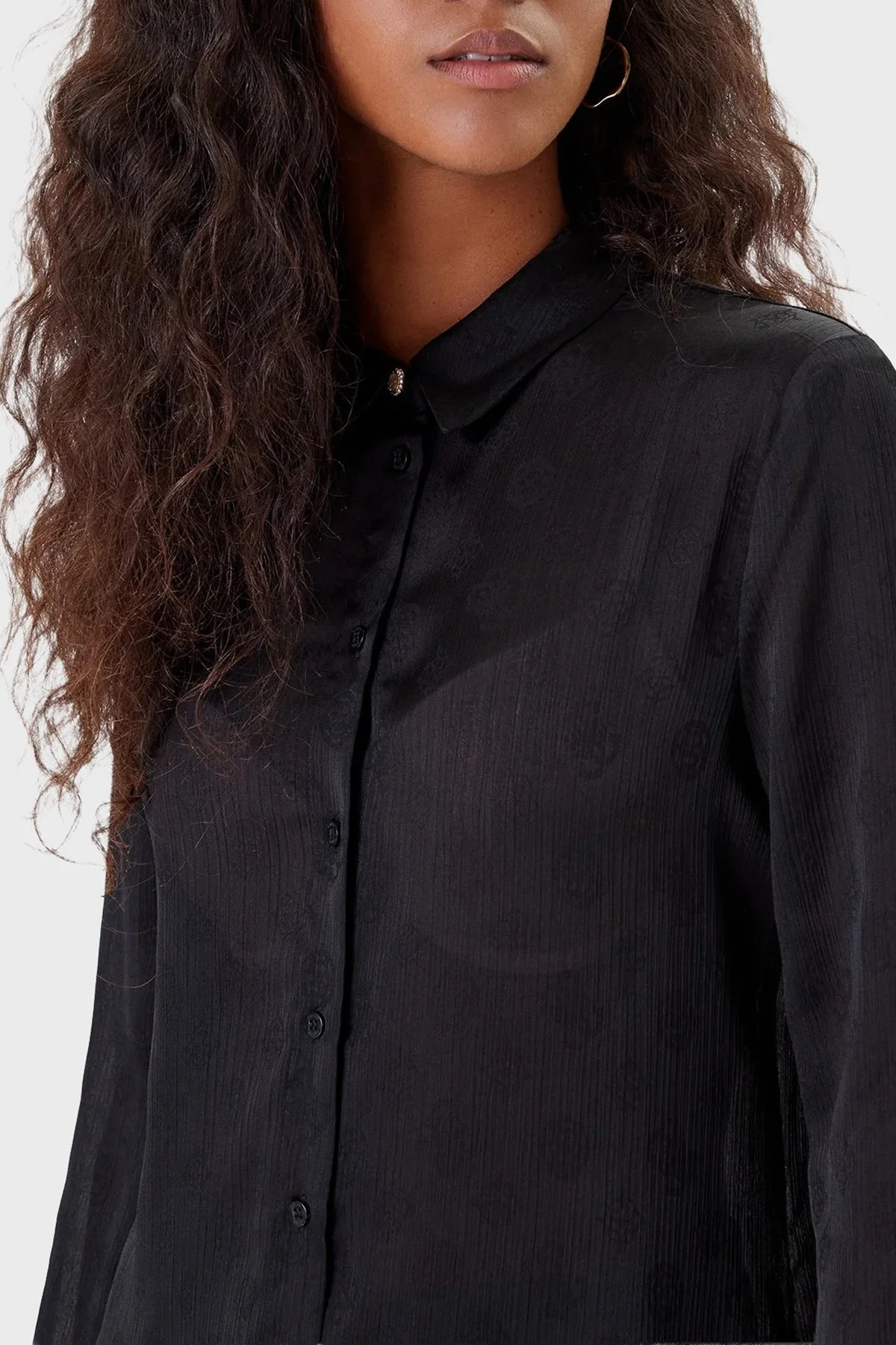 Guess Ls Marthe 4G Logolu Jakarlı Comfort Fit Uzun Kollu W5YH1AWHCR2 Bayan Gömlek W5YH1A WHCR2 JBLK SİYAH - 4