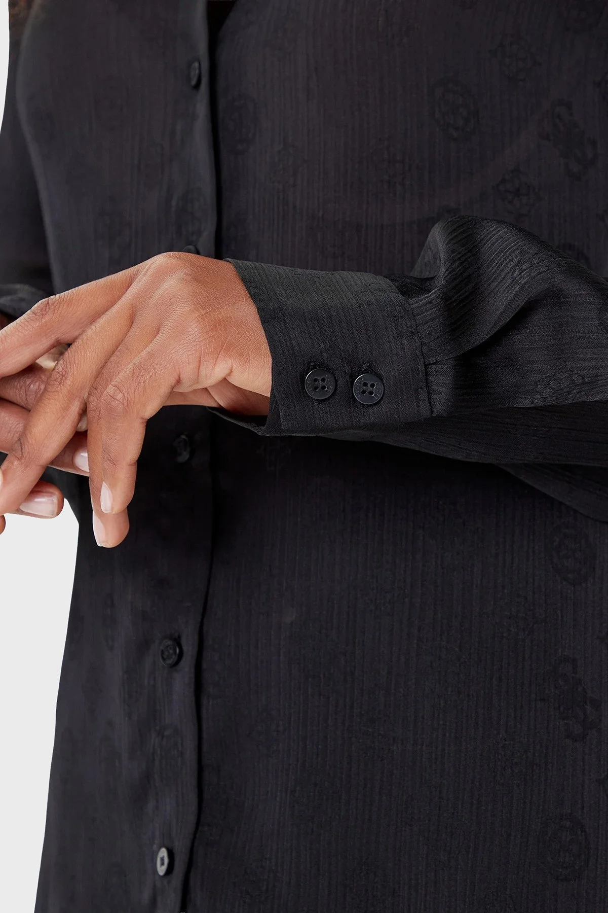 Guess Ls Marthe 4G Logolu Jakarlı Comfort Fit Uzun Kollu W5YH1AWHCR2 Bayan Gömlek W5YH1A WHCR2 JBLK SİYAH - 5