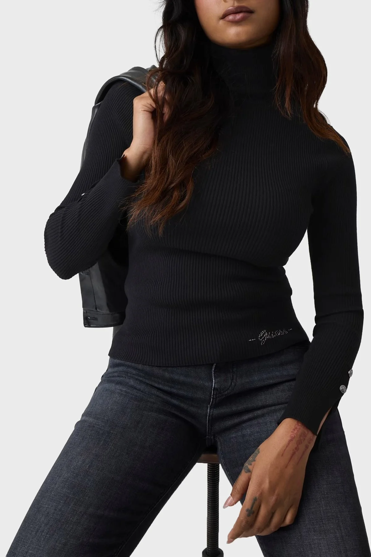 Guess Ls Tn Ellie Slim Fit Balıkçı Yaka Fittilli W6BR29Z1417 Kadın Kazak W6BR29 Z1417 JBLK Siyah - 1