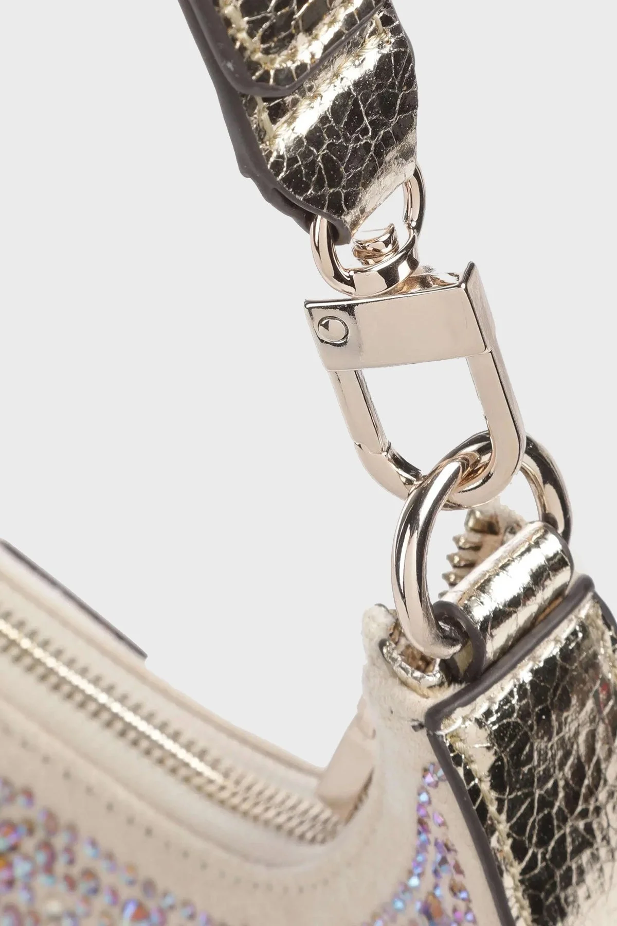 Guess Lua Yapay Elmas Taşlı Ayarlanabilir Askılı HWEG9205010GOL Bayan Çanta HWEG9205010 GOL GOLD - 3