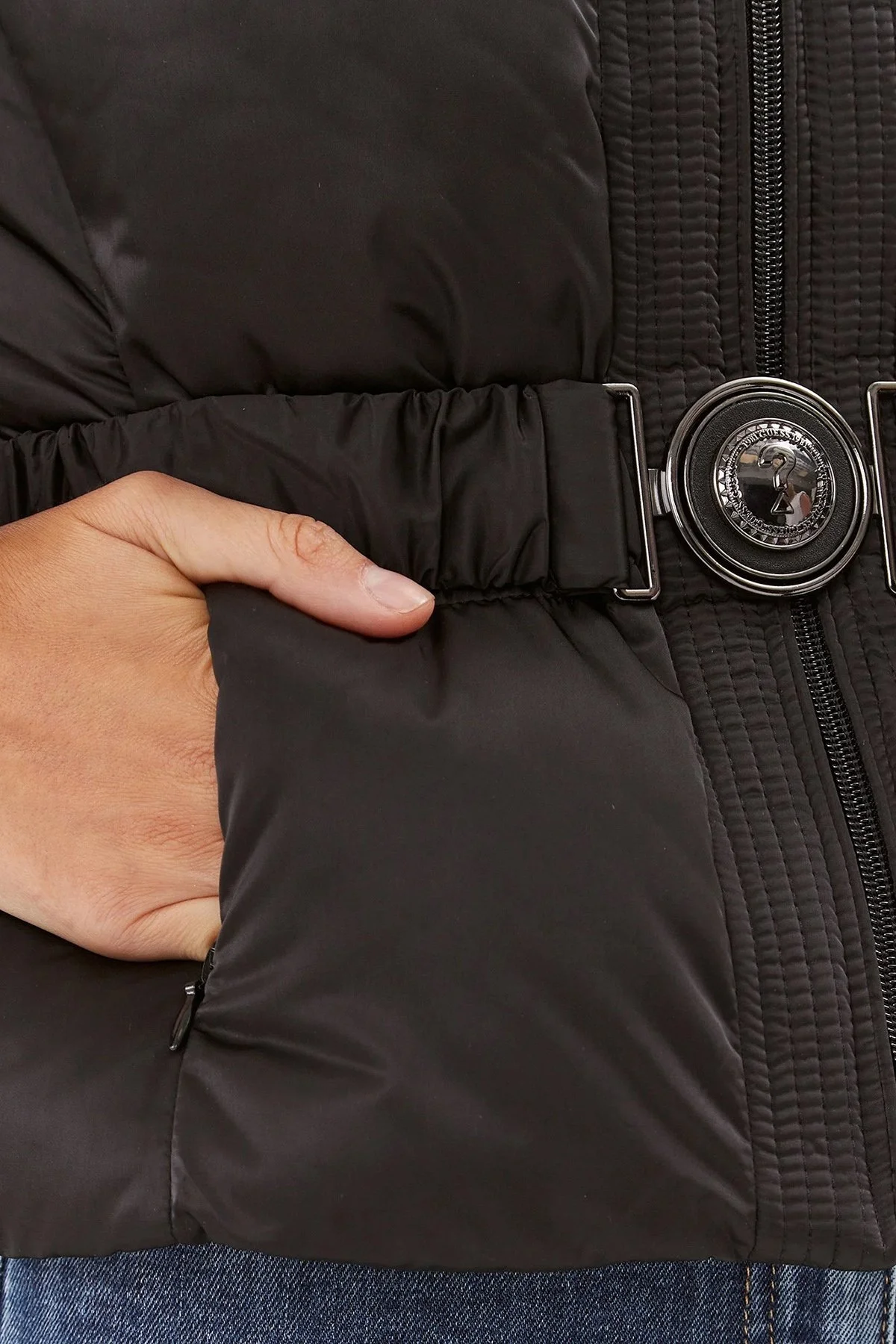 Guess Lucia Suya Dayanıklı Bel Çantalı Saten Bayan Mont W3BL19WEX12 JBLK SİYAH - 6