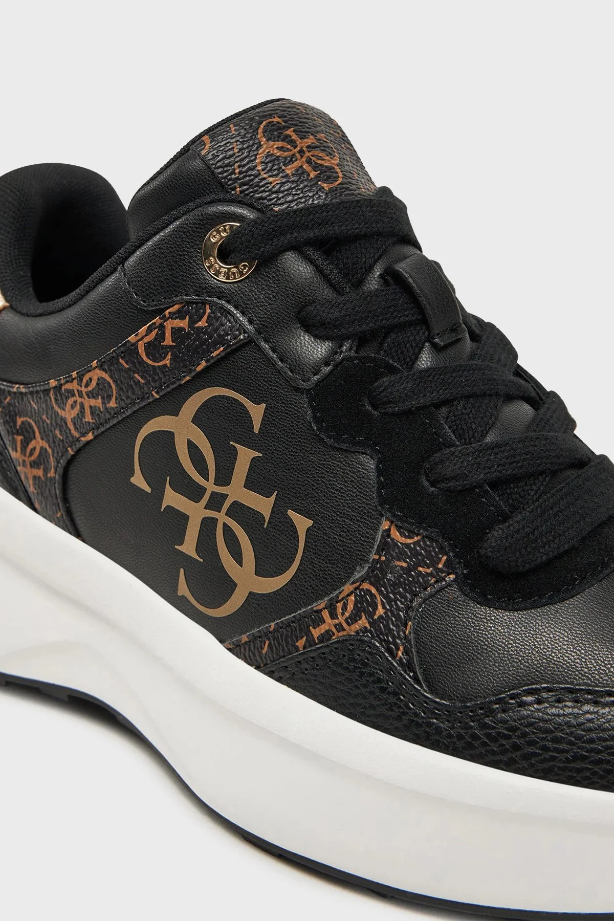 Guess Luckei 4G Logolu Sneaker FLPLUCFAL12 Kadın Ayakkabı FLPLUC FAL12 BLKBR SİYAH - 5