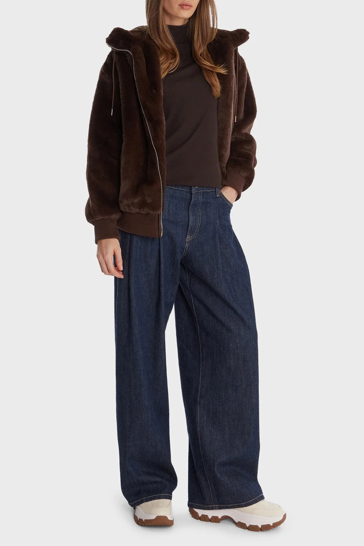 Guess Lucrezia Regular Fit Kapüşonlu Yaka Sırtta Logo Detaylı W5BL66W3890 Bayan Mont W5BL66 W3890 A11R KAHVE - 2