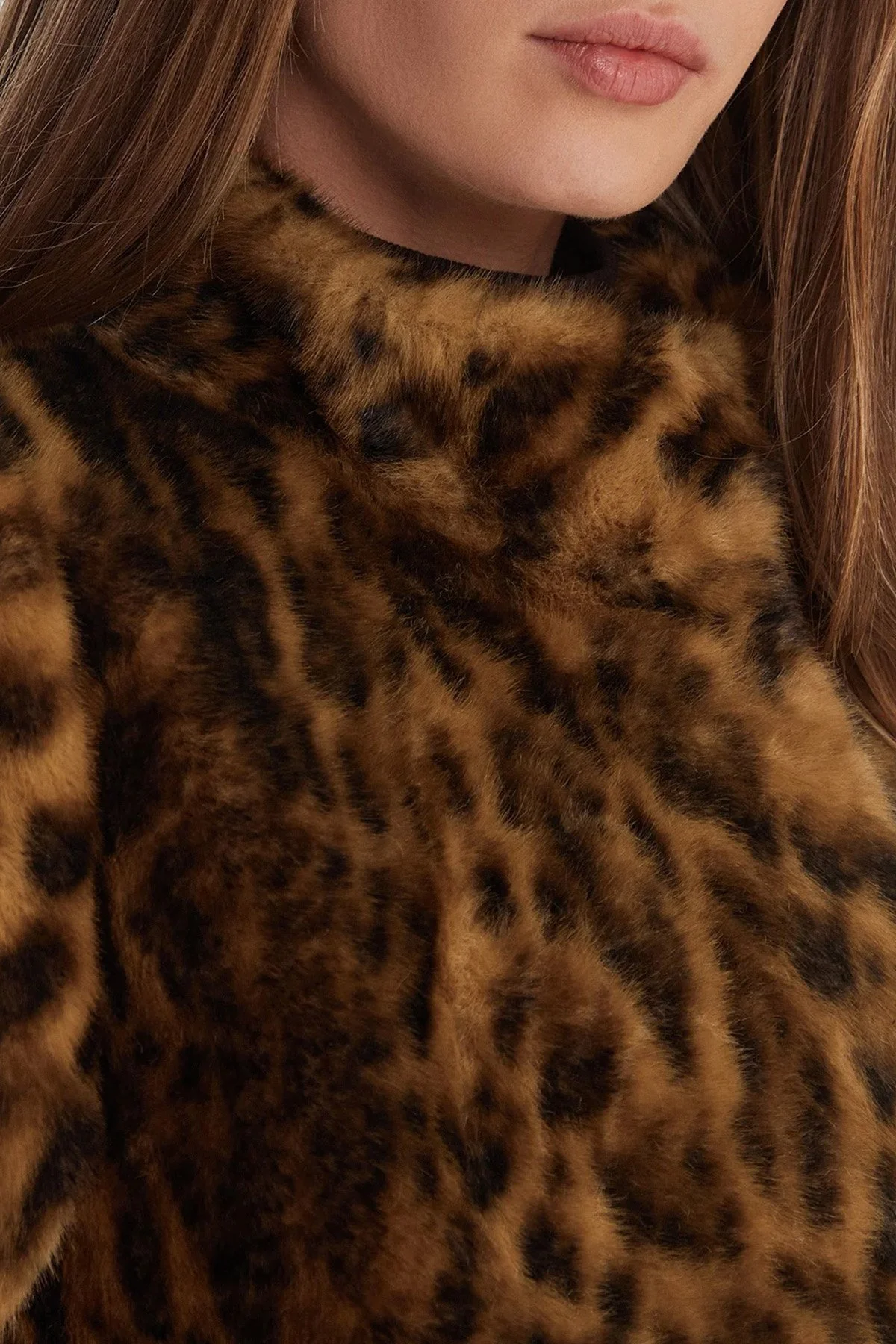 Guess Luna Leopar Desenli Regular Fit Dik Yaka Suni Kürk W5BL65W3900 Bayan Mont W5BL65 W3900 P340 LEOPAR - 4