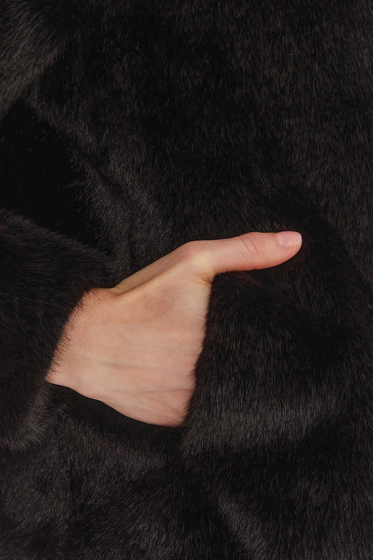 Guess Luna Regular Fit Dik Yaka Suni Kürk W5BL64W3920 Bayan Mont W5BL64 W3920 JBLK SİYAH - 5