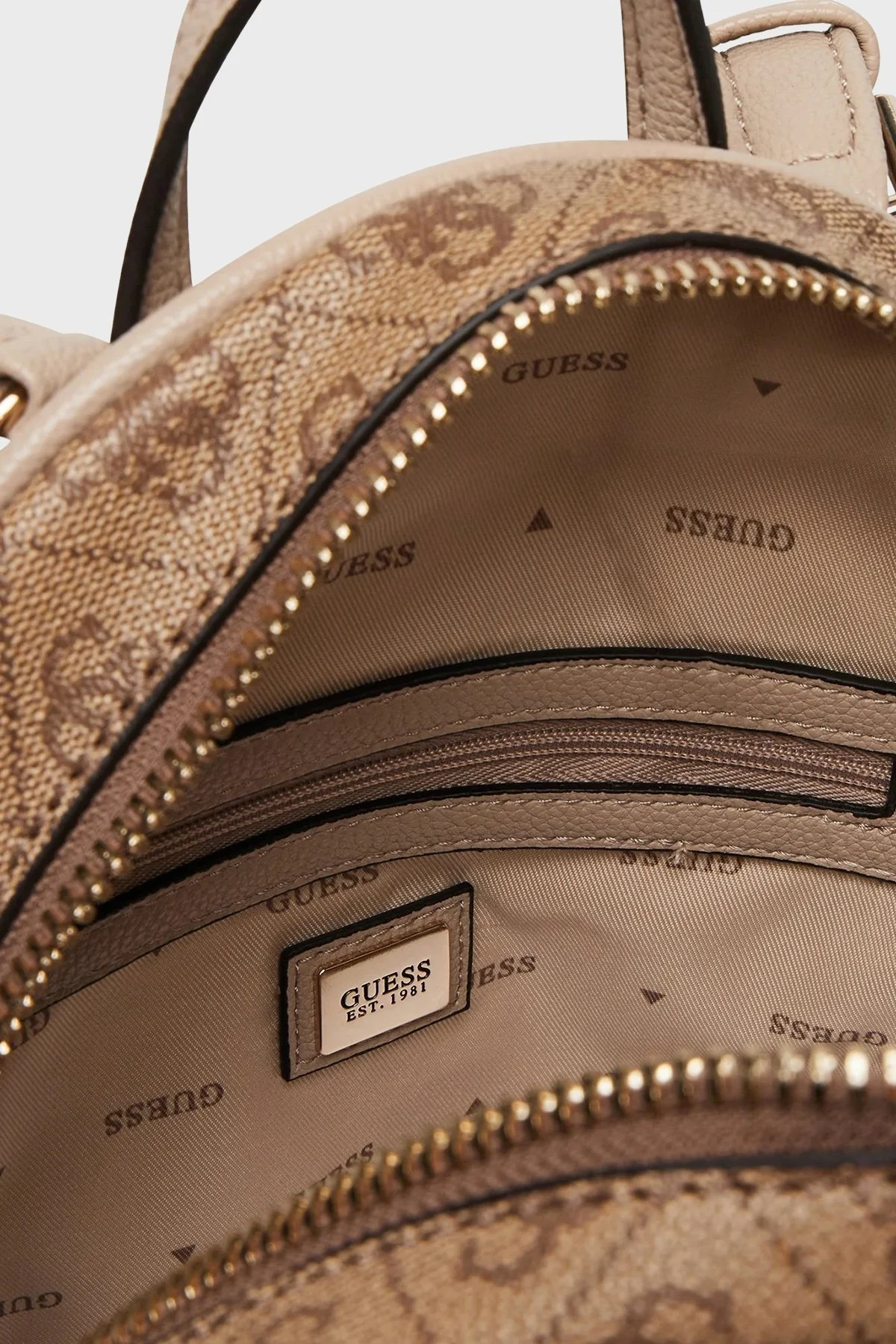Guess Manhattan 4G Logolu Ayarlanabilir Askılı HWSG7118320 Bayan Sırt Çantası HWSG71 18320 LTL KAHVE - 5