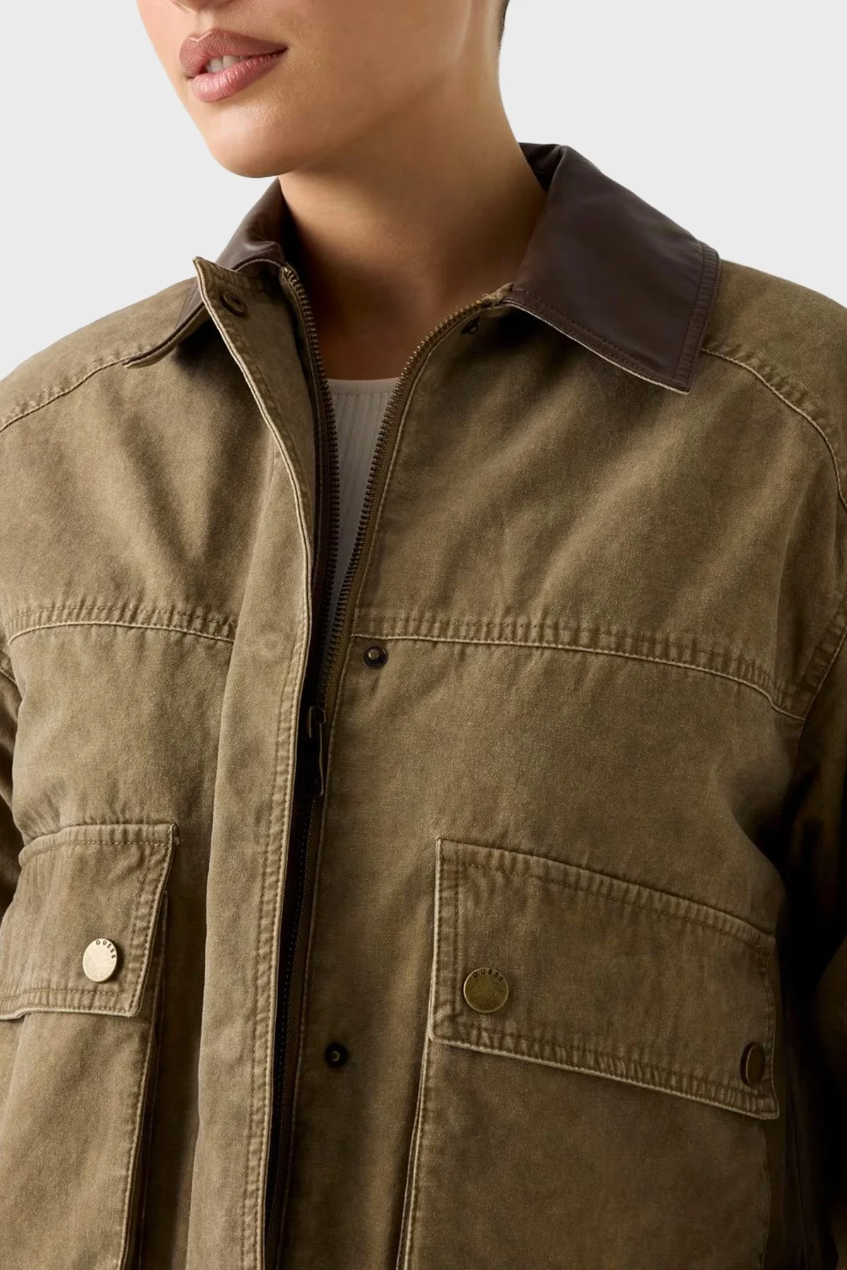 Guess Manon Pamuklu Loose Fit Klasik Yaka Cep Detaylı W6RL51WL372 Bayan Ceket W6RL51 WL372 F8BC YEŞİL - 4