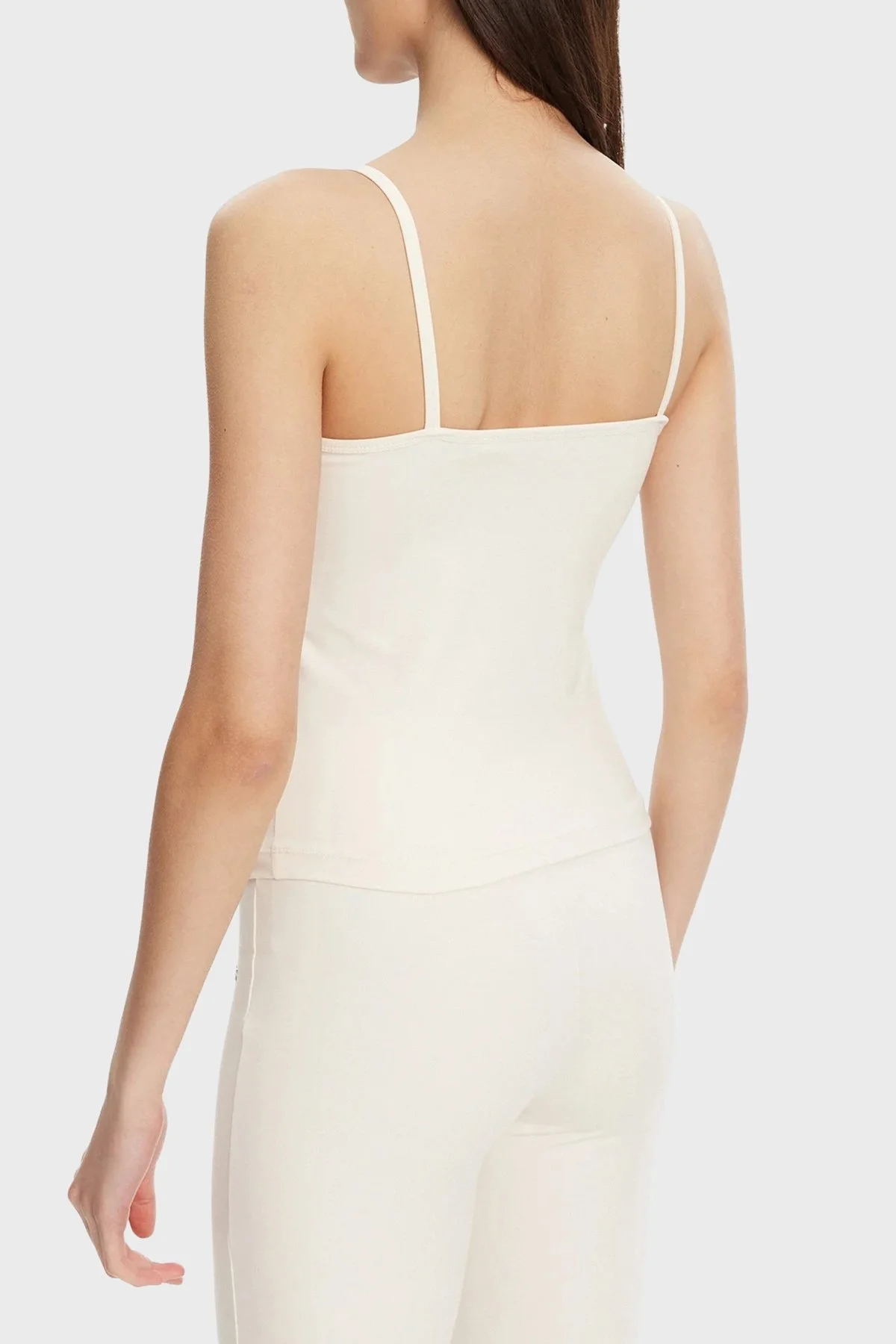 Guess Margot Logolu Slim Fit Yuvarlak Yaka İnce Askılı V5RP09KCD02 Bayan Top V5RP09 KCD02 G6K5 EKRU - 3