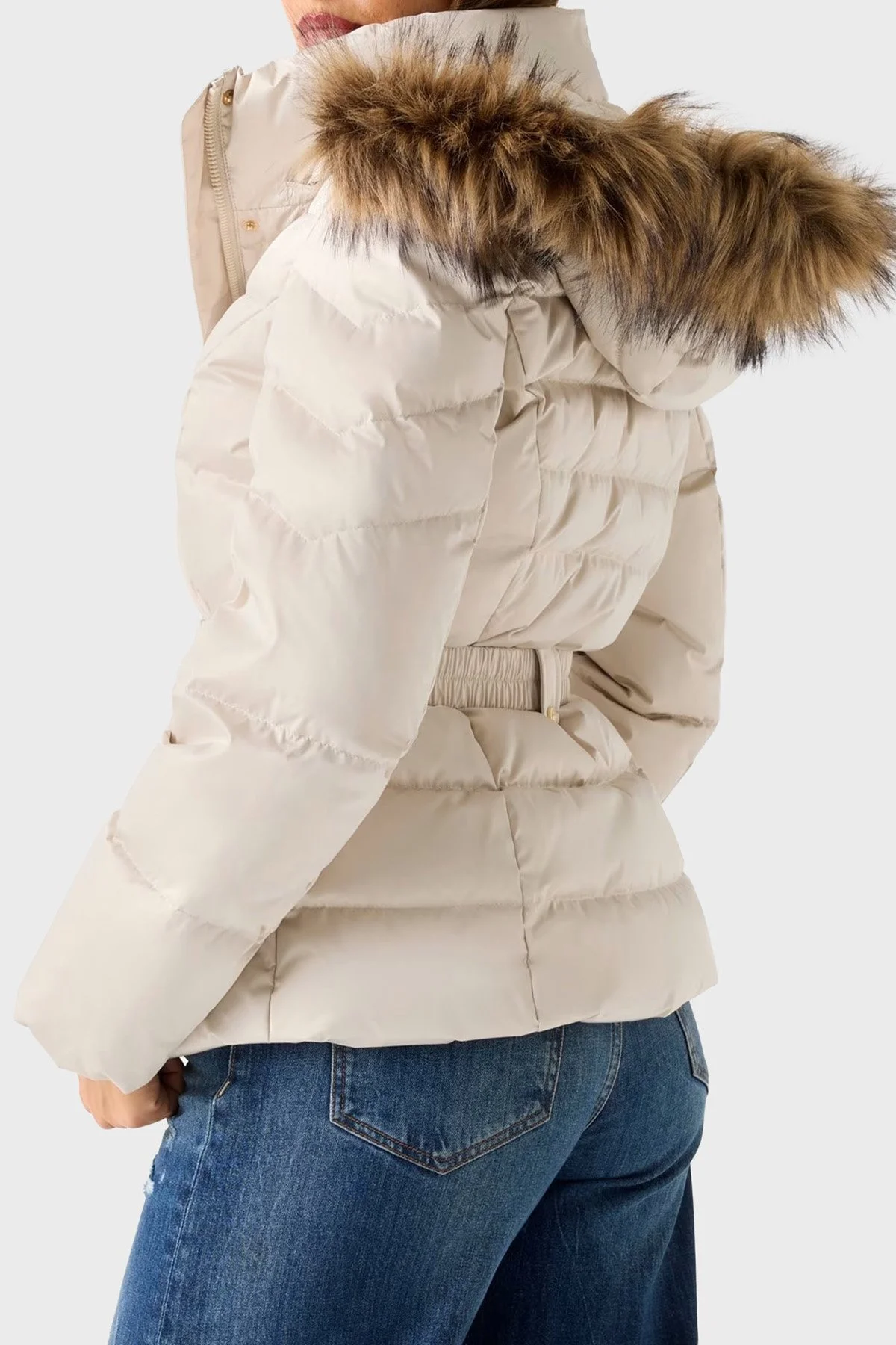 Guess Marina Regular Fit Çıkarılabilir Kapüşonlu Kemerli W5BL31W2802 Bayan Mont W5BL31 W2802 A115 BEJ - 10