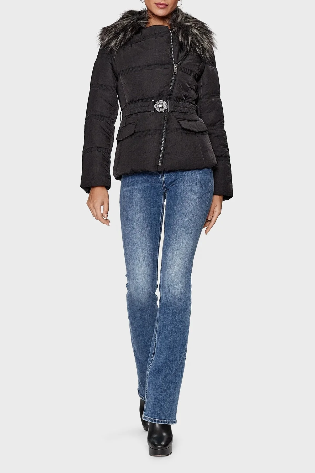 Guess Marisol Suya Dayanıklı Kemerli Şişme Bayan Mont W3BL27WFQW2 JBLK SİYAH - 3