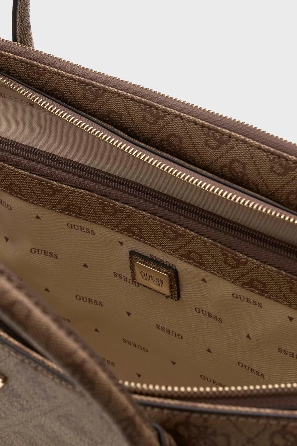 Guess Marissa Logolu Çıkarılabilir Askılı HWSG2482240 Kadın Çanta HWSG24 82240 LTL Kahve - 4
