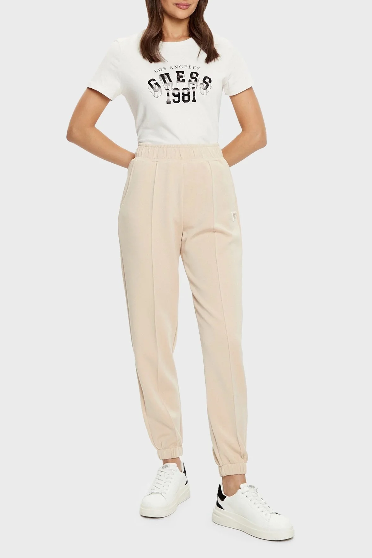 Guess Martina % 100 Pamuk Regular Fit Bisiklet Yaka Logolu V5RI06I3Z14 Bayan T Shirt V5RI06 I3Z14 G6K5 EKRU - 7