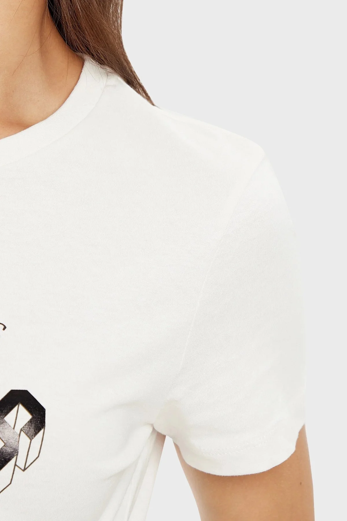 Guess Martina % 100 Pamuk Regular Fit Bisiklet Yaka Logolu V5RI06I3Z14 Bayan T Shirt V5RI06 I3Z14 G6K5 EKRU - 10