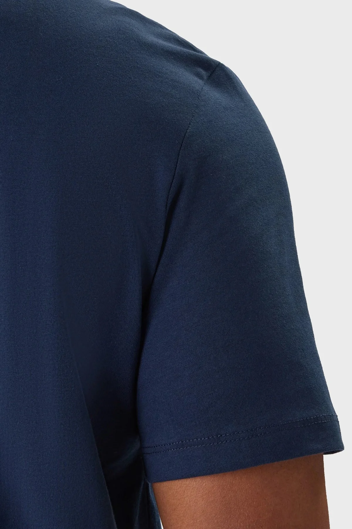 Guess Marzio Pamuklu Regular Fit Bisiklet Yaka Z6RI17I3Z14 Erkek T Shirt Z6RI17 I3Z14 G7R1 MAVİ - 5