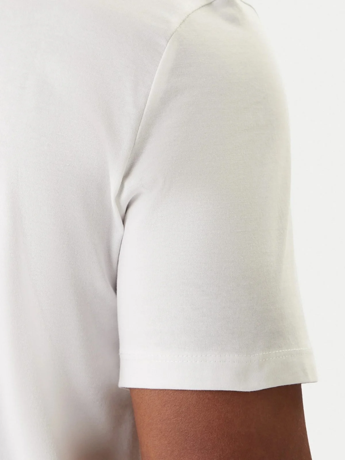 Guess Marzio Pamuklu Regular Fit Logolu Bisiklet Yaka Z6RI17I3Z14 Erkek T Shirt Z6RI17 I3Z14 G018 BEYAZ - 5