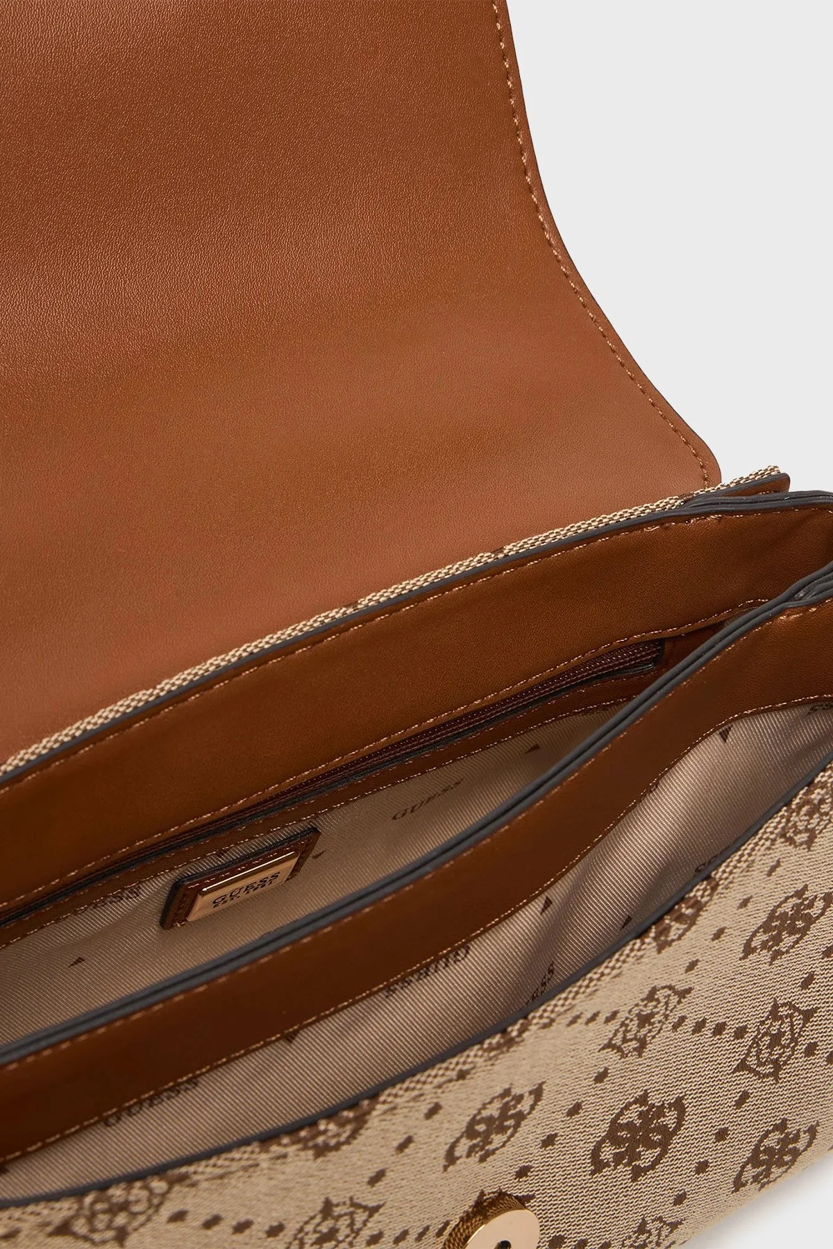 Guess Melinda 4G Logolu Çıkarılabilir Askılı HWJP9902200 Bayan Çanta HWJP99 02200 LTL KAHVE - 6