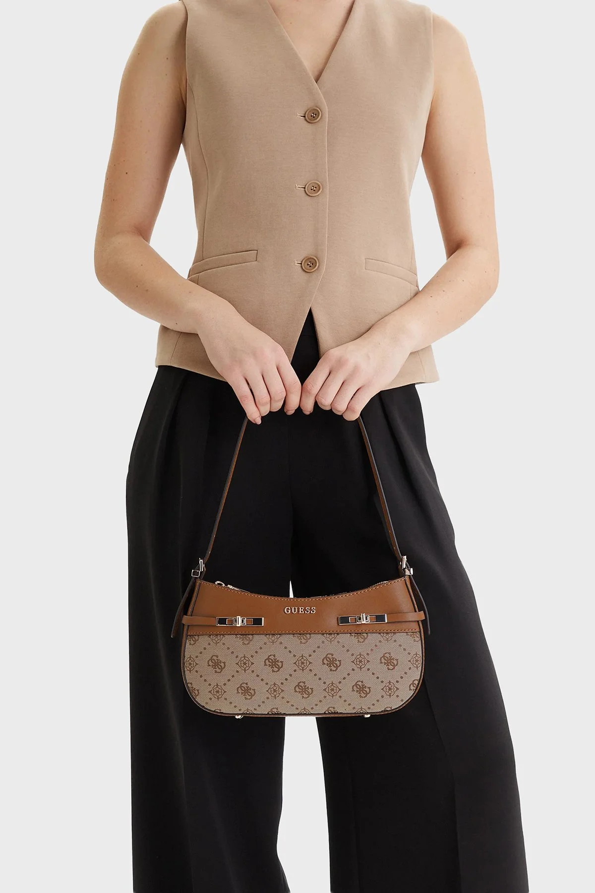 Guess Melinda 4G Logolu Çıkarılabilir Omuz Askılı HWJP9902170 Bayan Çanta HWJP99 02170 LTL KAHVE - 2