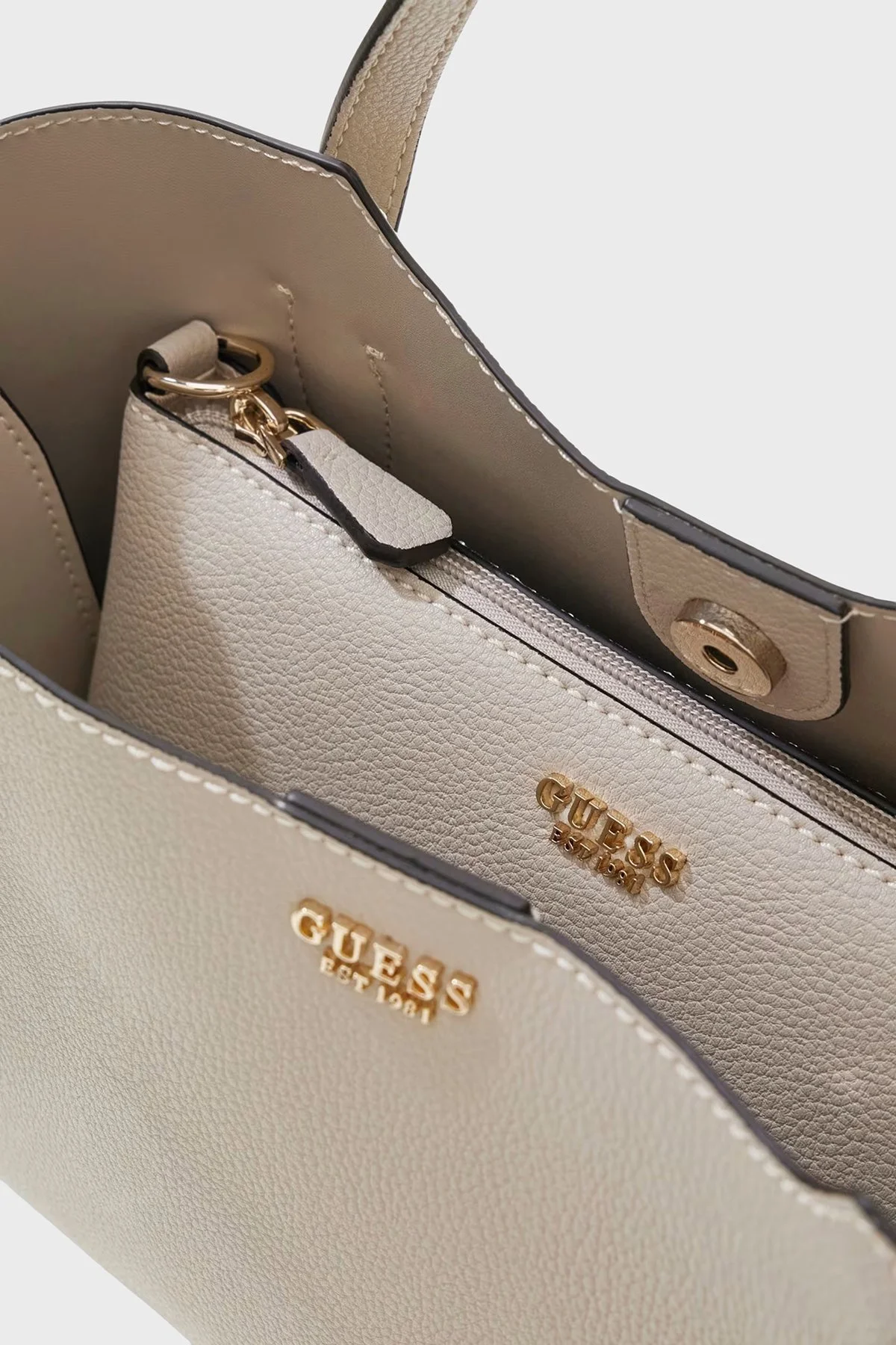 Guess Melody Logolu Çıkarılabilir Askılı HWBG9735060 Kadın Çanta HWBG97 35060 LTA Bej - 6