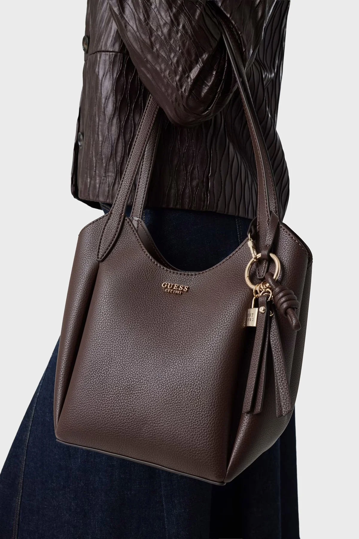 Guess Melody Logolu Omuz Askılı HWBG9735030 Kadın Çanta HWBG97 35030 BRO Kahve - 3