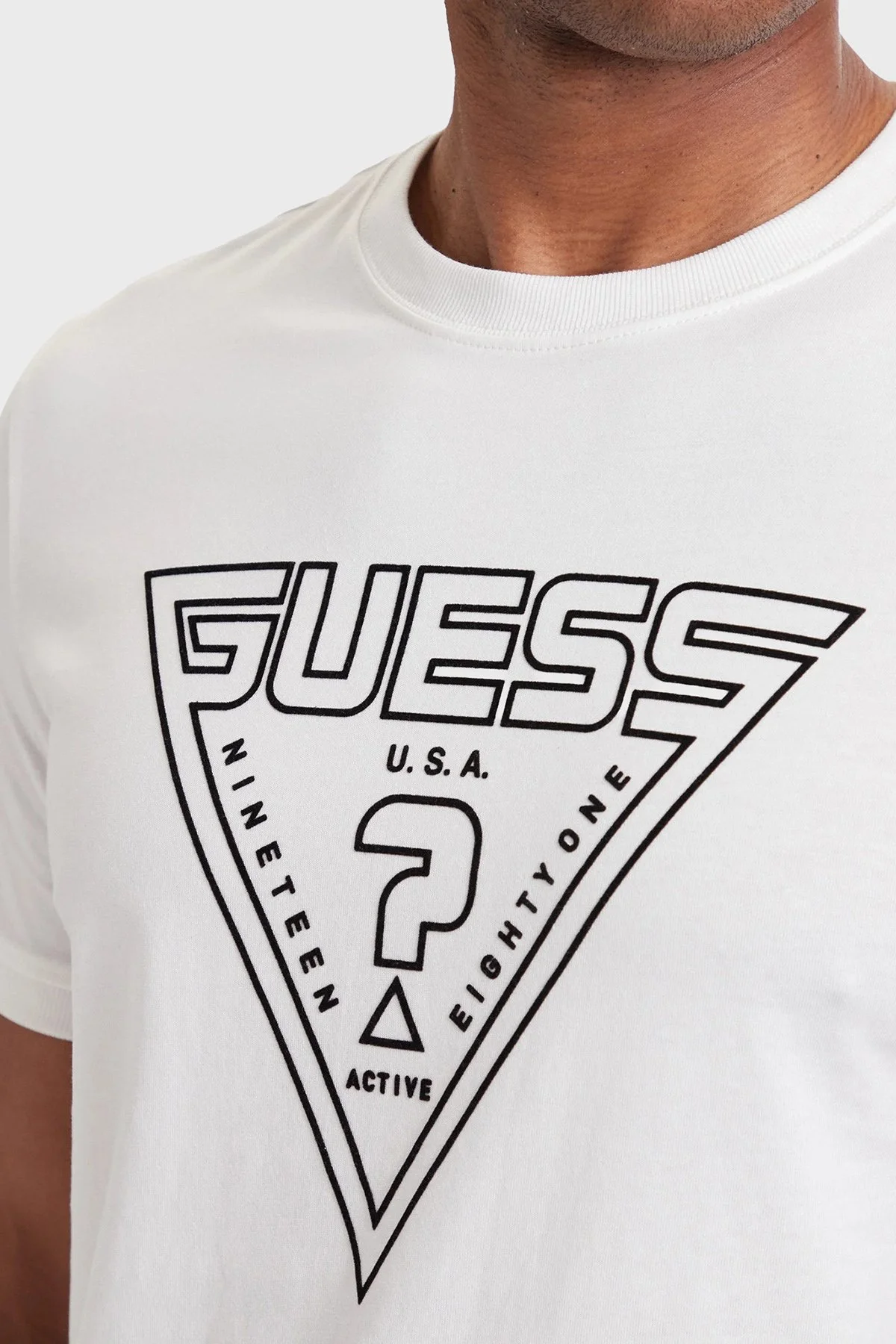 Guess Miken Pamuklu Regular Fit Bisiklet Yaka Z6YI20K5016 Erkek T Shirt Z6YI20 K5016 G018 Beyaz - 4