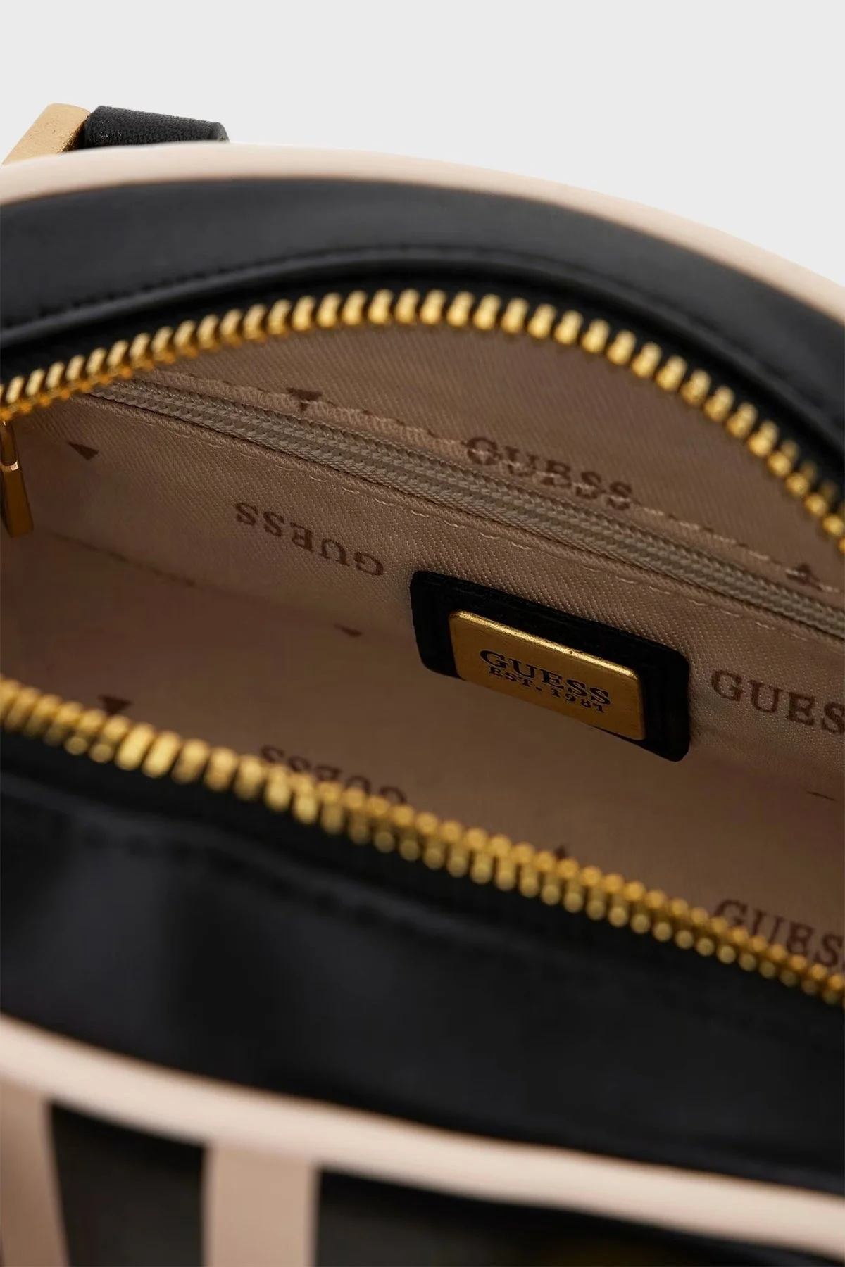 Guess Mildred İşlemeli Logo Mini El sı Bayan Çanta HWVS8962760 BLA SİYAH - 5