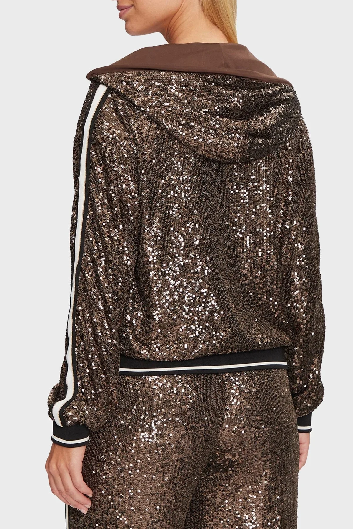 Guess Mini Sequins Payetli Regular Fit Kapüşonlu Yaka Crop V4BQ19KCI90 Bayan Sweat V4BQ19 KCI90 EAGR KAHVE - 8