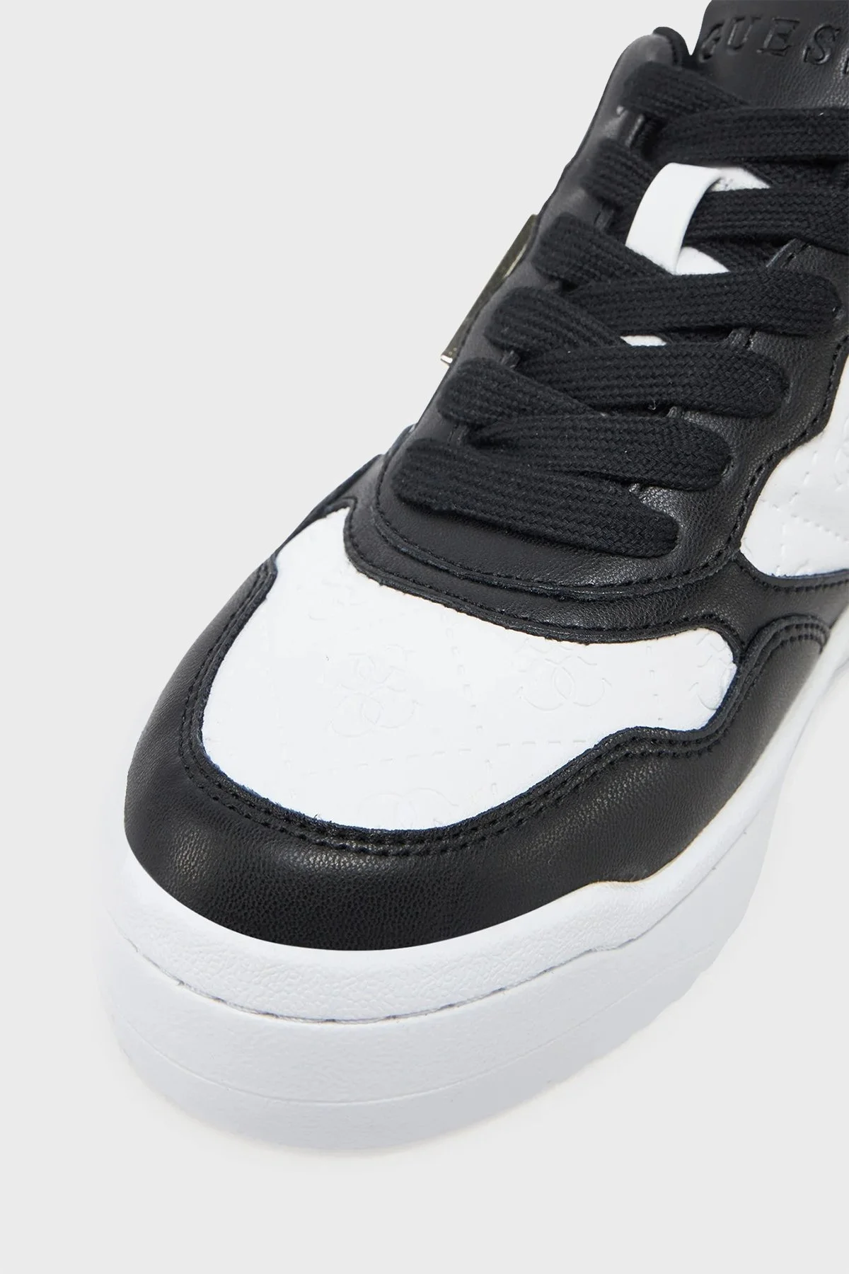 Guess Miram6 4g Kabartmalı Logolu Sneaker FLJMI6FAL12 Bayan Ayakkabı FLJMI6 FAL12 BLKBR SİYAH-BEYAZ - 11