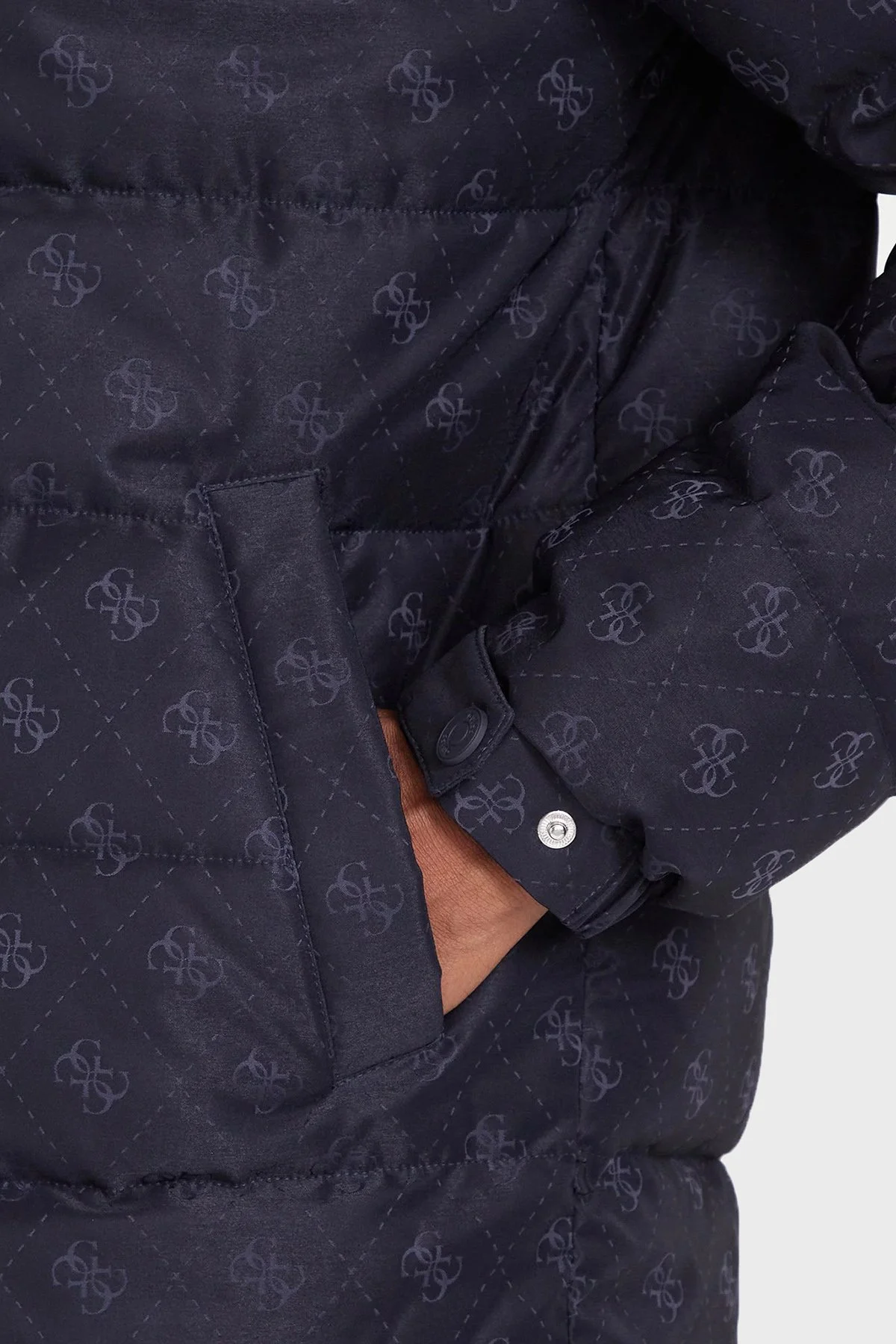 Guess Monogram Logolu Relaxed Fit Kapüşonlu Suya Dayanıklı M5BL0BW2322 Erkek Mont M5BL0B W2322 FBDB LACİVERT - 6