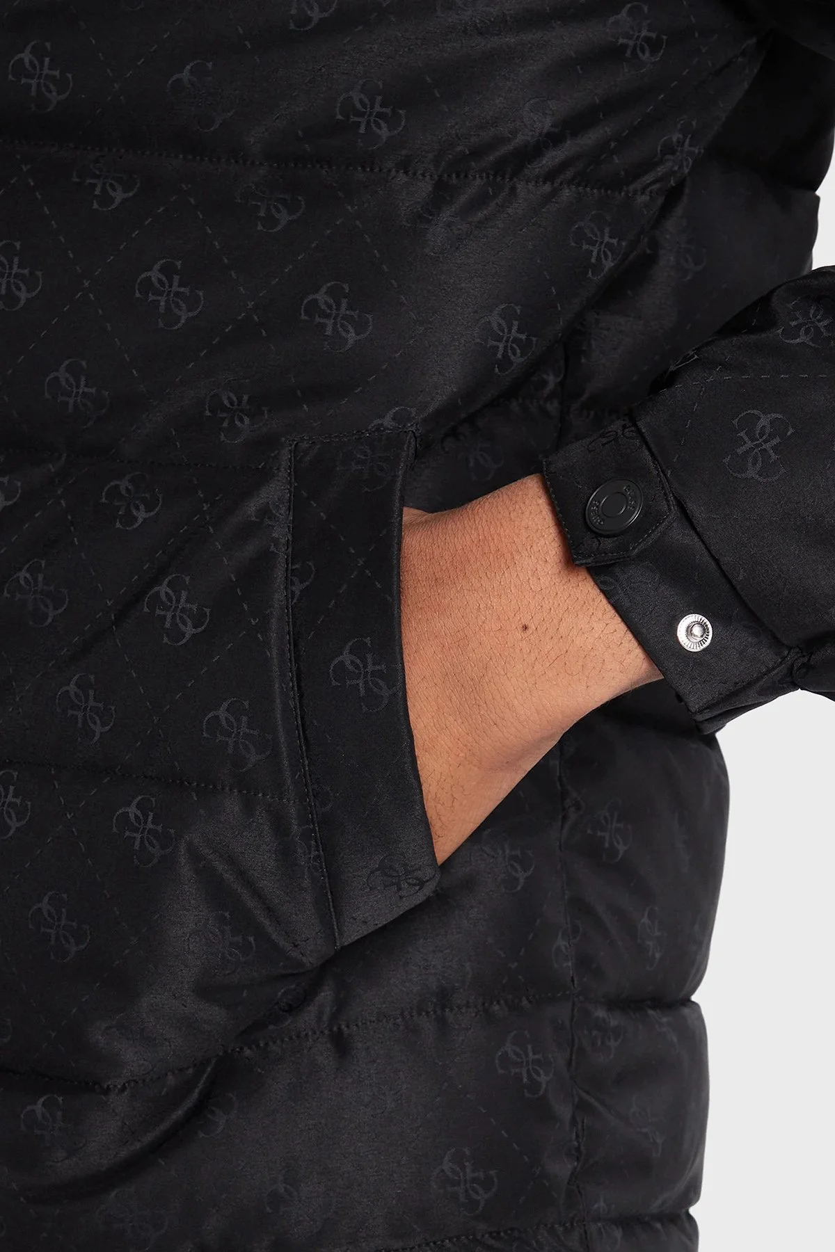 Guess Monogram Logolu Relaxed Fit Kapüşonlu Suya Dayanıklı M5BL0BW2322 Erkek Mont M5BL0B W2322 FJAJ SİYAH - 6