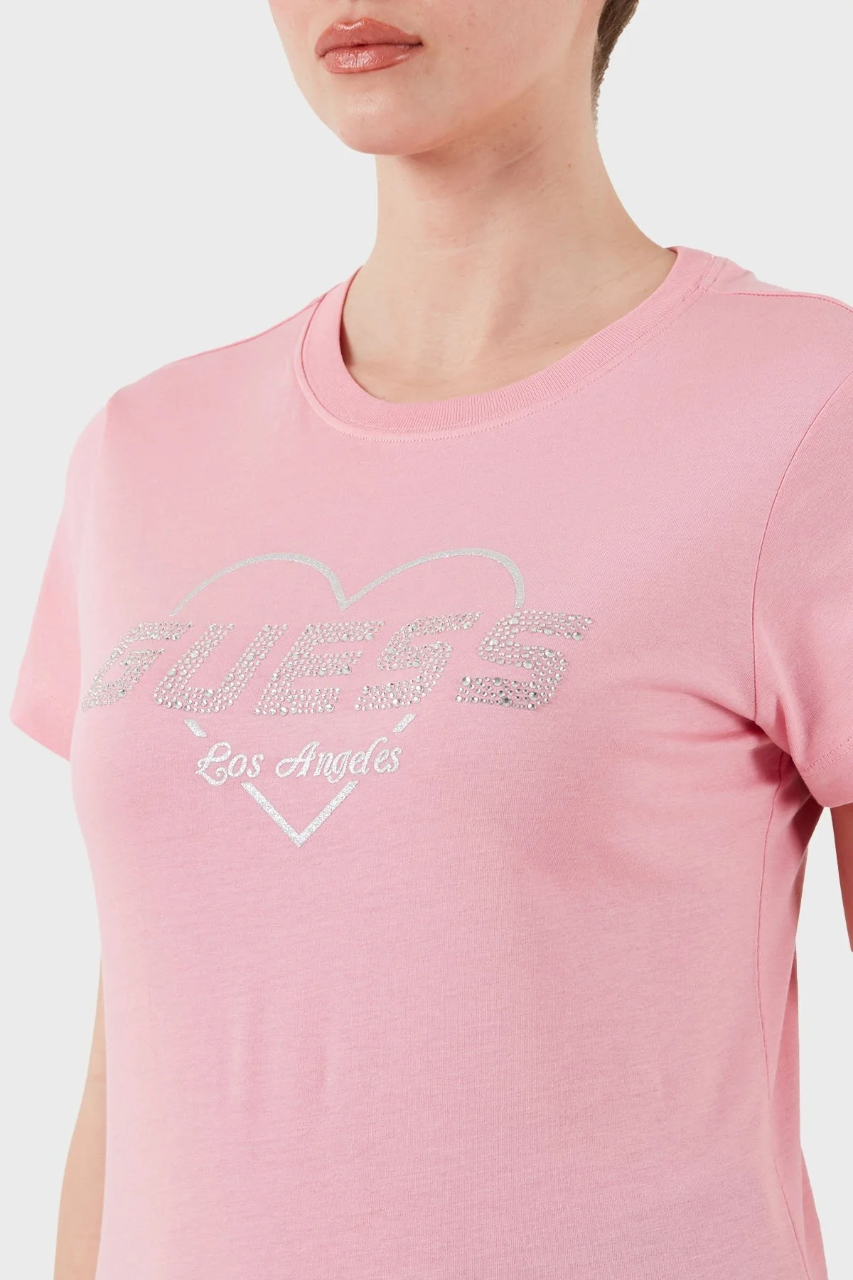 Guess Narciso Taşlı Logo Pamuklu Regular Fit V5GI10K9RM1 Bayan T Shirt V5GI10 K9RM1 PSPK PEMBE - 12