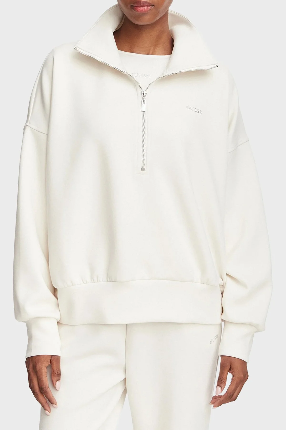 Guess Nat Logolu Yarım Fermuarlı Dik Yaka V6YQ25K4801 Kadın Sweat V6YQ25 K4801 A138 Lacivert - 1