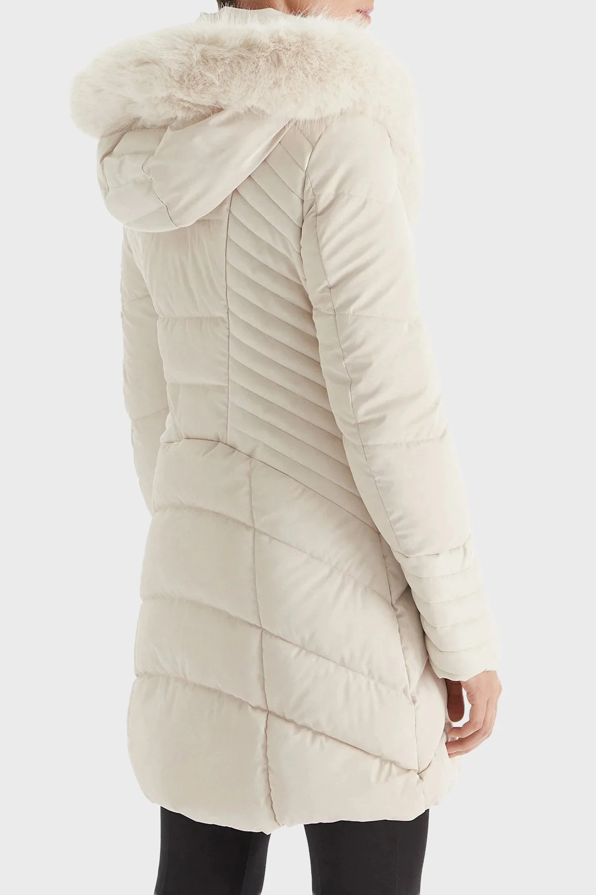 Guess Nev Oxana Regular Fit Fermuarlıı Kapüşonlu Şişme W4BL61WGLZ0 Bayan Mont W4BL61 WGLZ0 G9L9 EKRU - 3